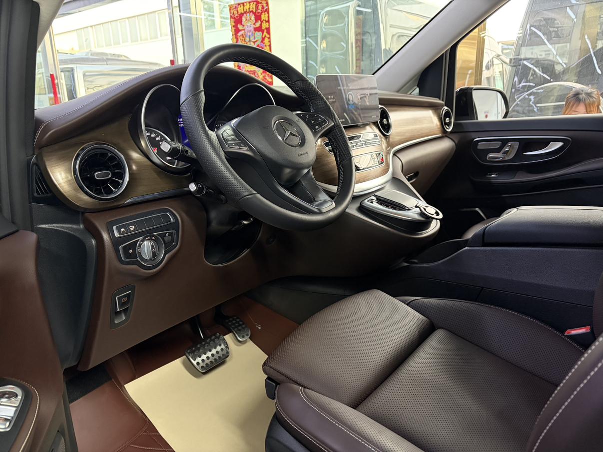 Mercedes-Benz V-Класс 2022 thumb 10
