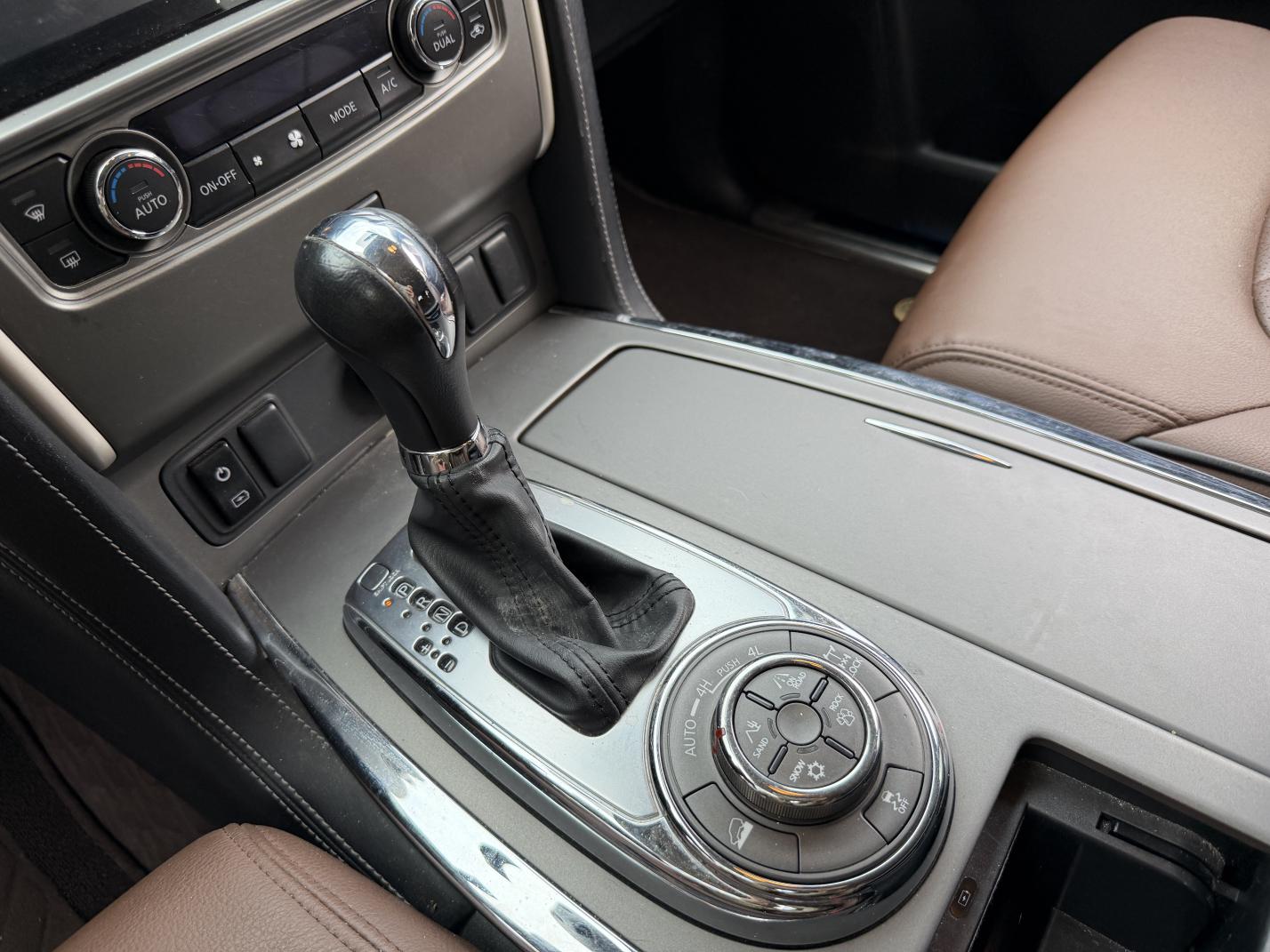 Nissan Terra 2018 thumb 5