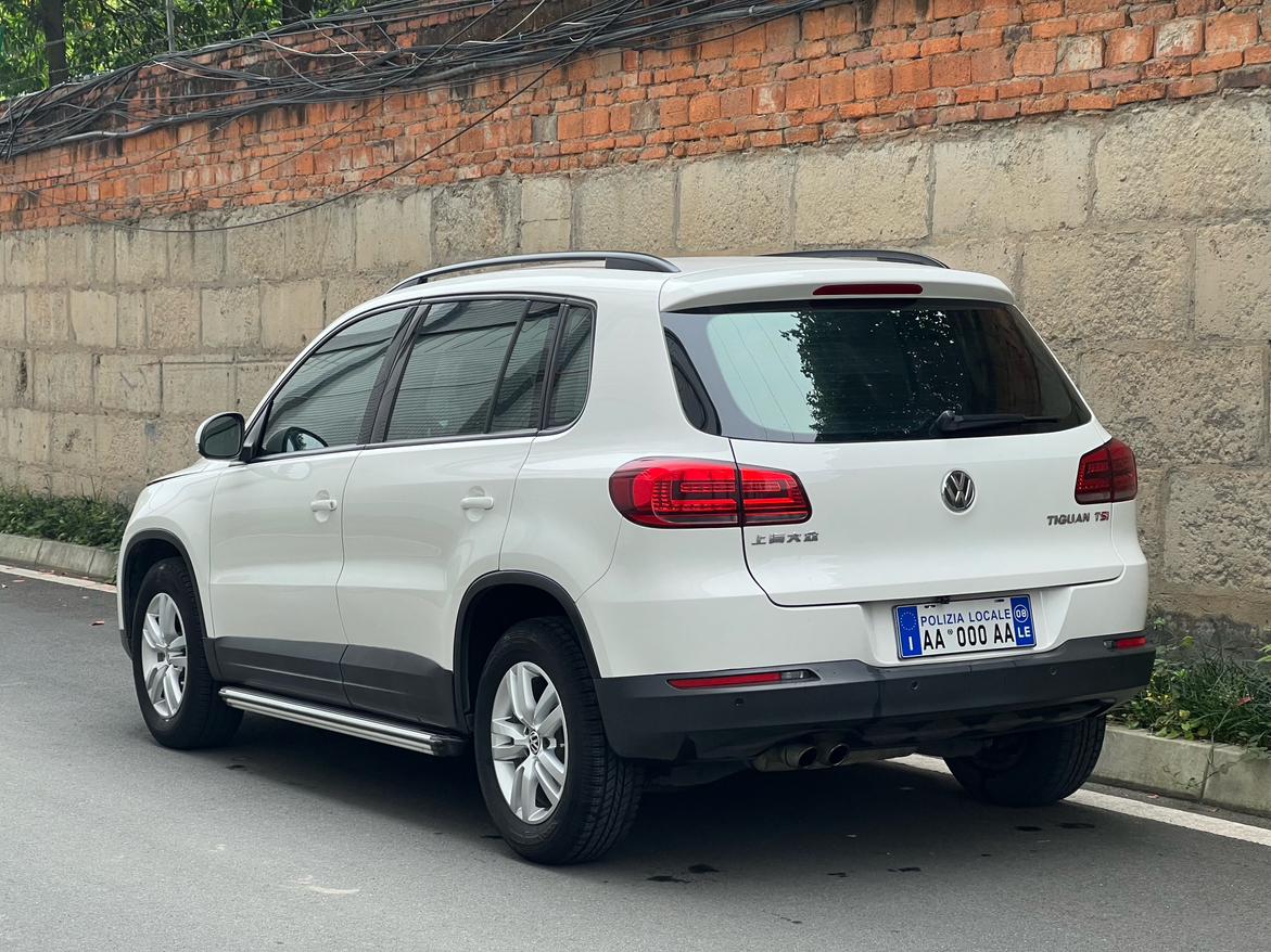 Volkswagen Tiguan 2013 thumb 2