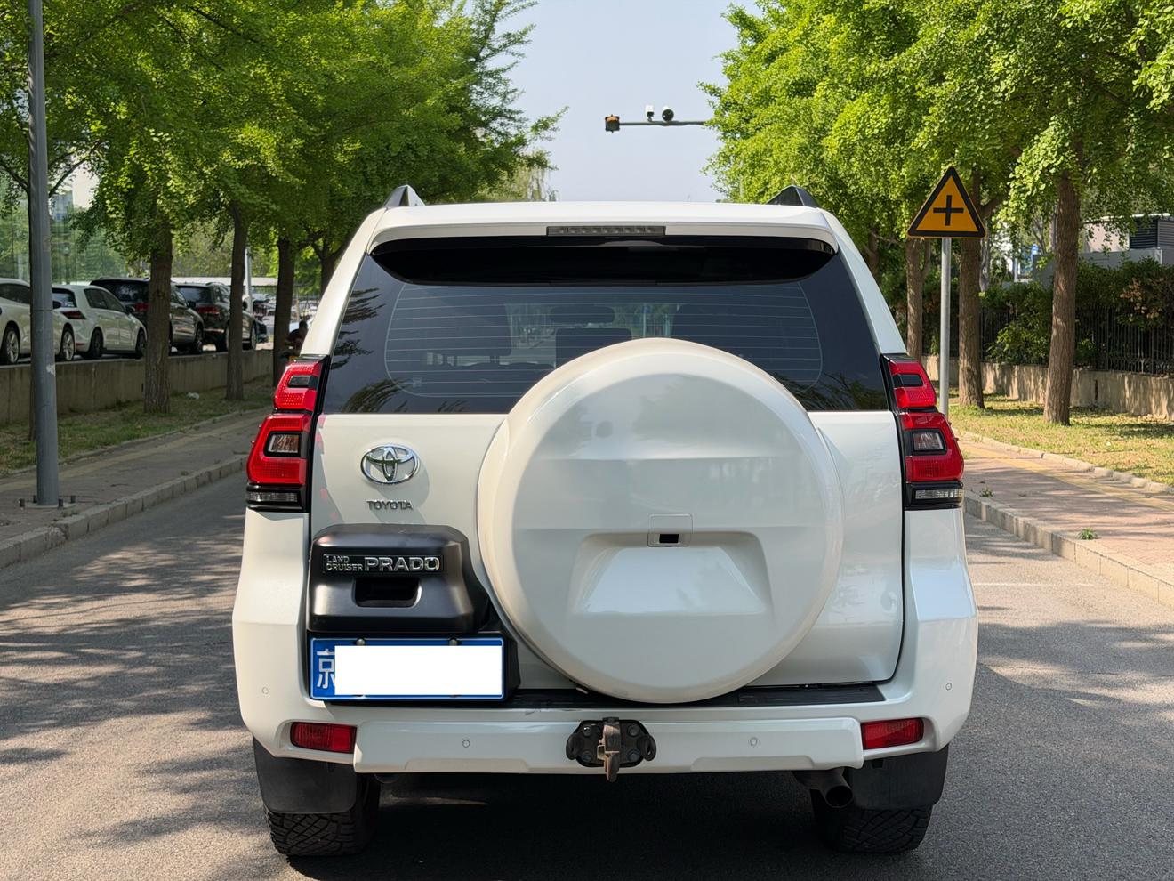 Toyota Land Cruiser Prado 2018 thumb 4