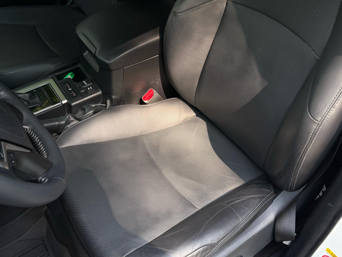Toyota Land Cruiser Prado 2018 thumb 7