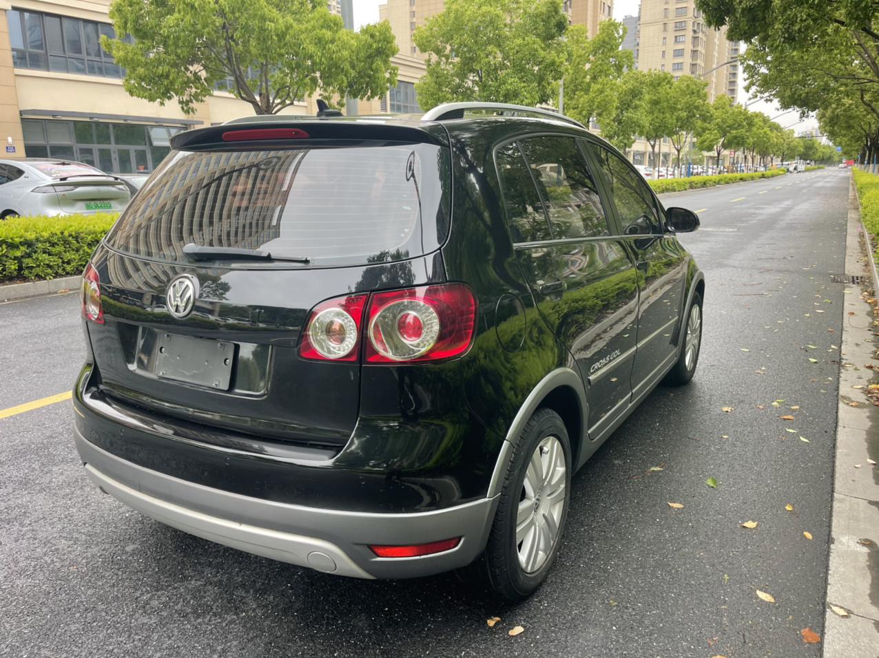 Volkswagen Golf 2011 thumb 3