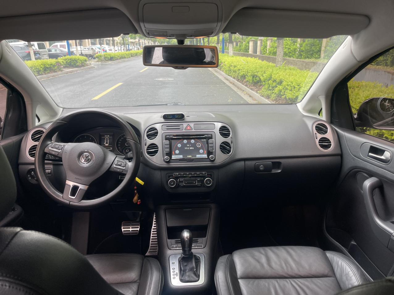 Volkswagen Golf 2011 thumb 7
