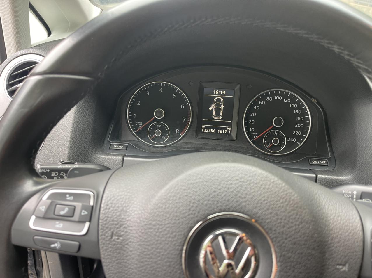 Volkswagen Golf 2011 thumb 8