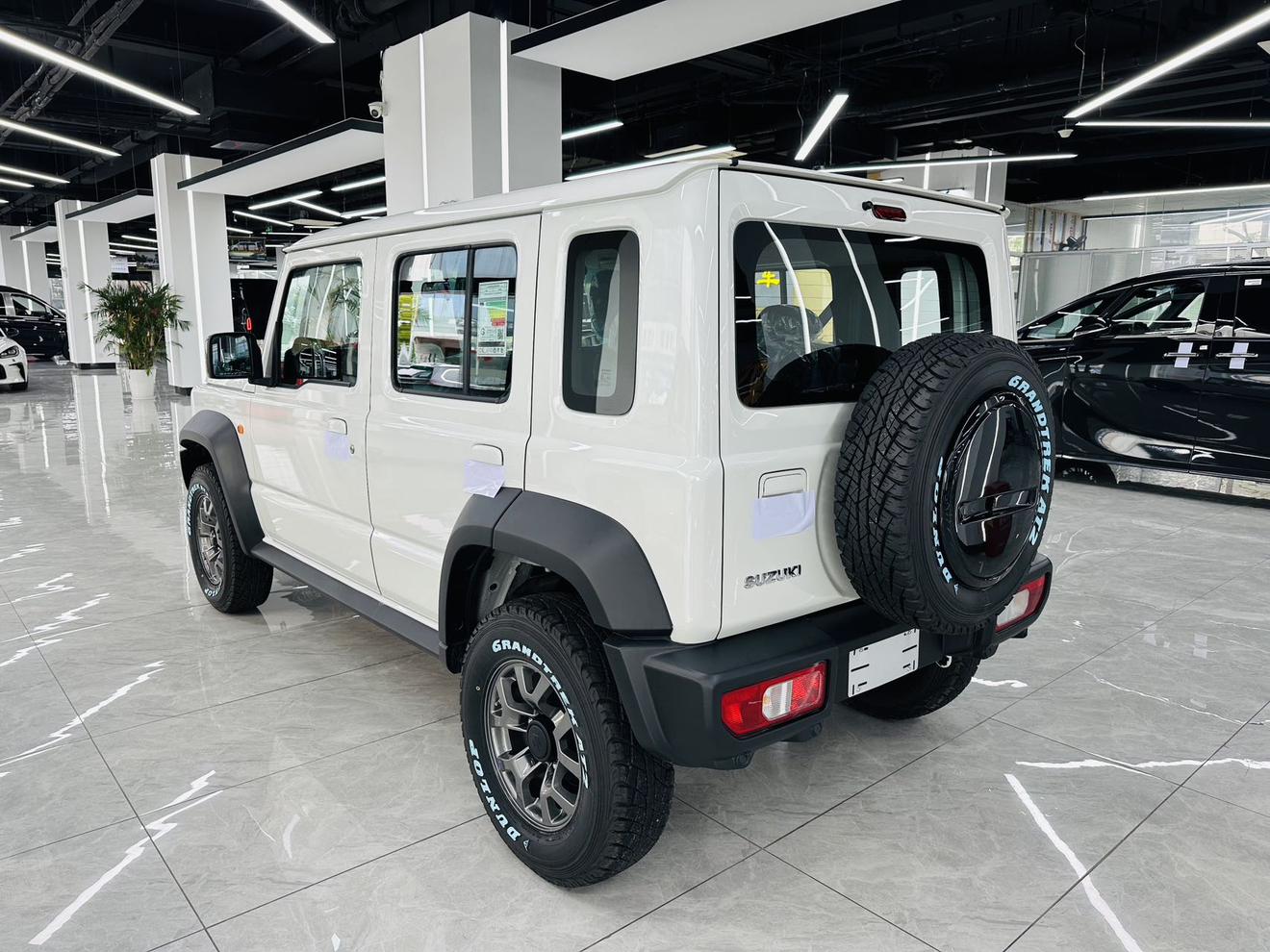 Suzuki Ji Mu Ni 2026 thumb 12