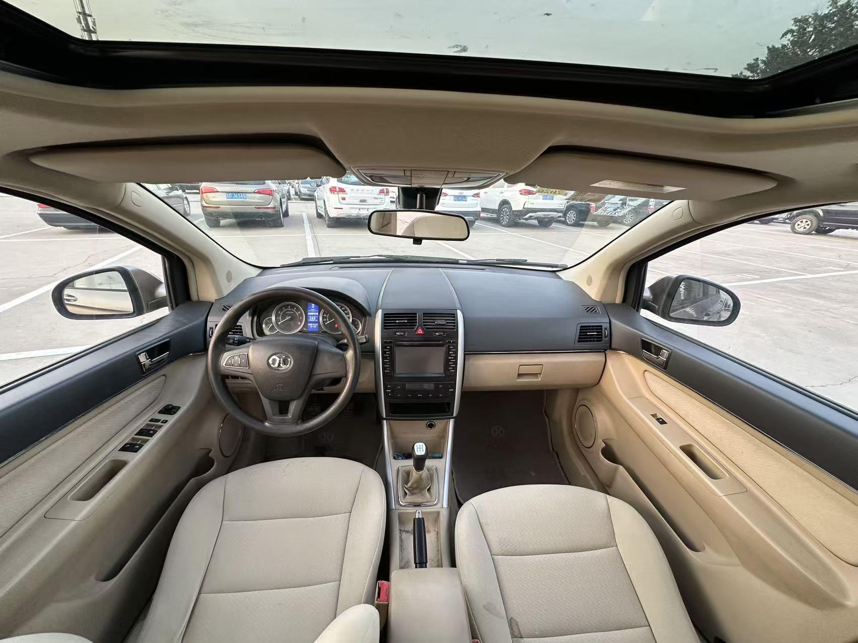 BAIC Xi Lie E 2013 thumb 5