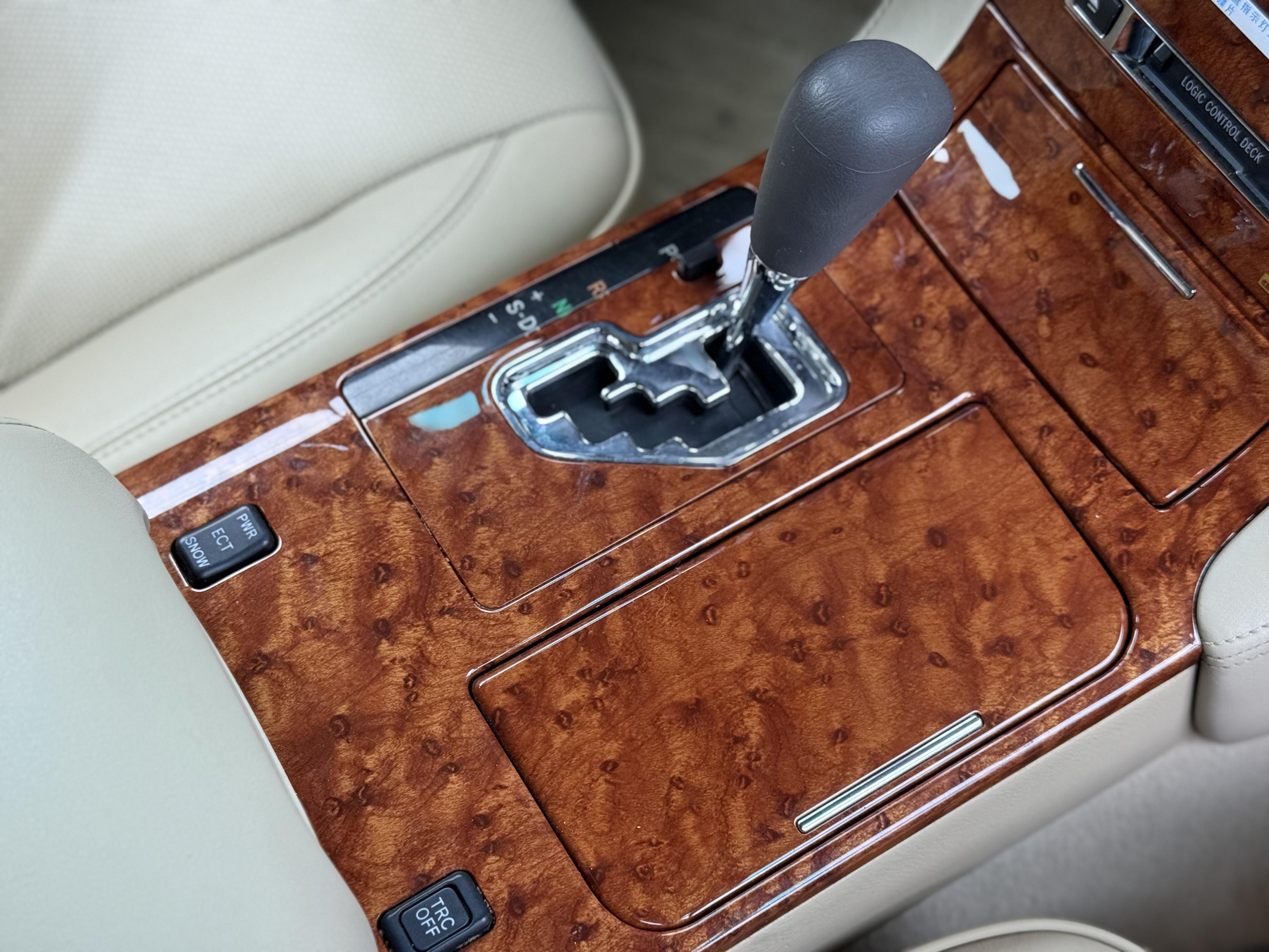 Toyota Crown 2009 thumb 6