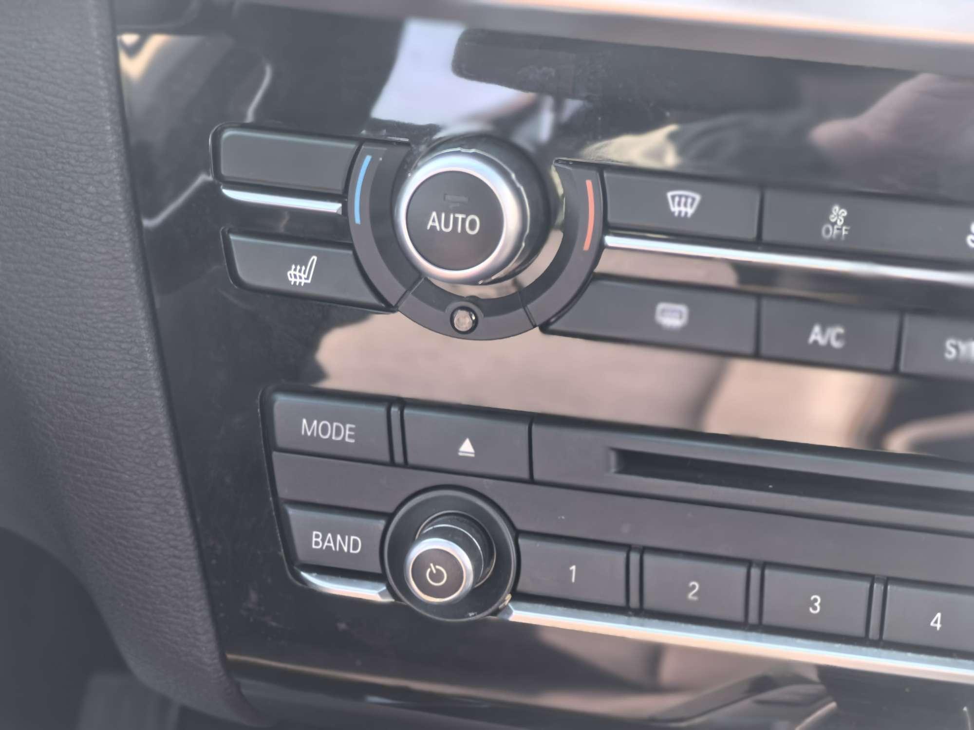 BMW X3 2016 thumb 3