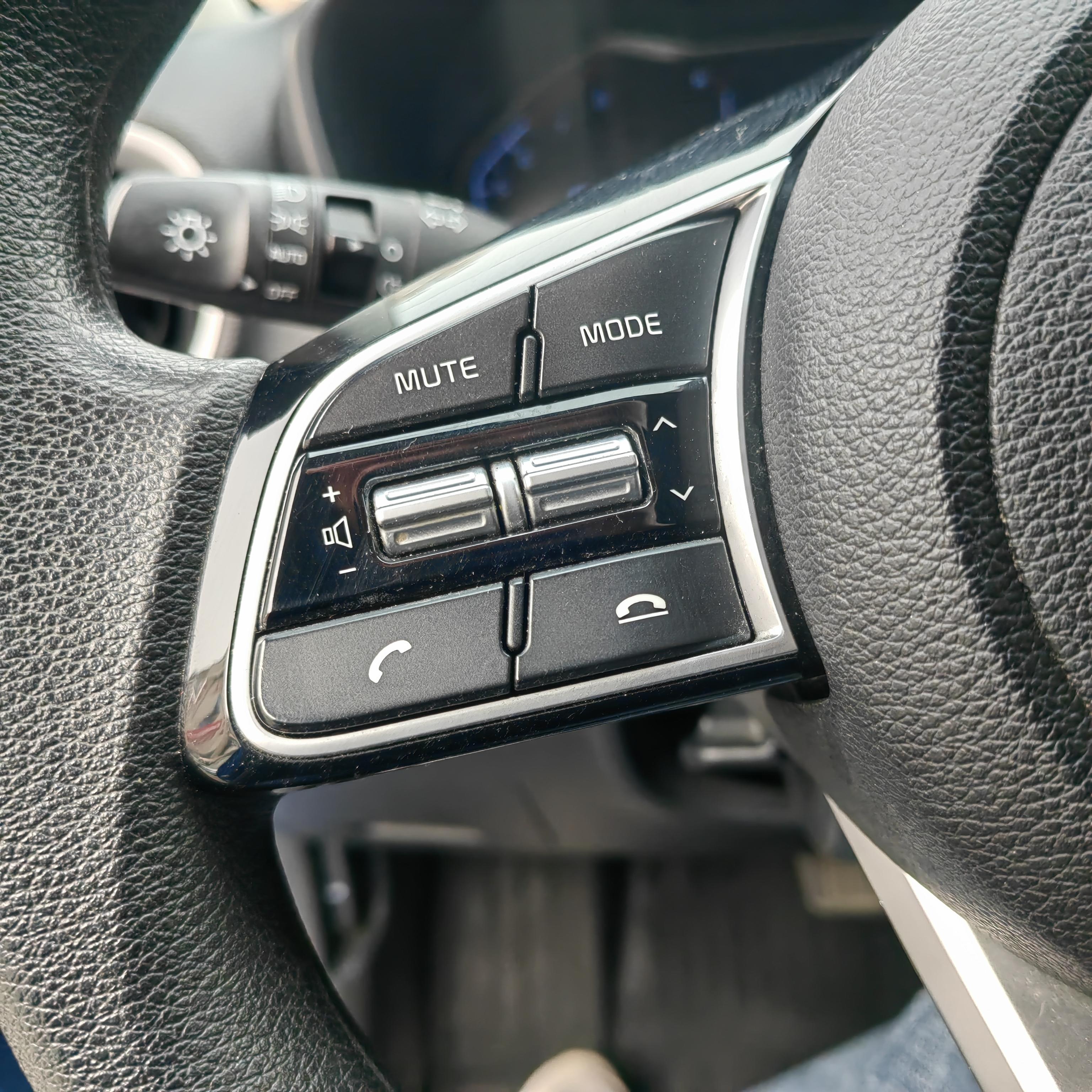 Kia K3 2019 thumb 9