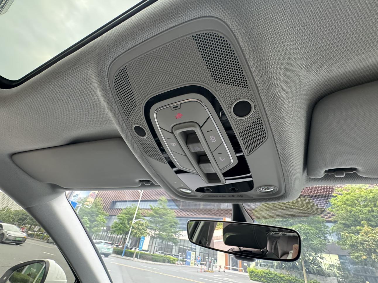 Audi A4 2020 thumb 6