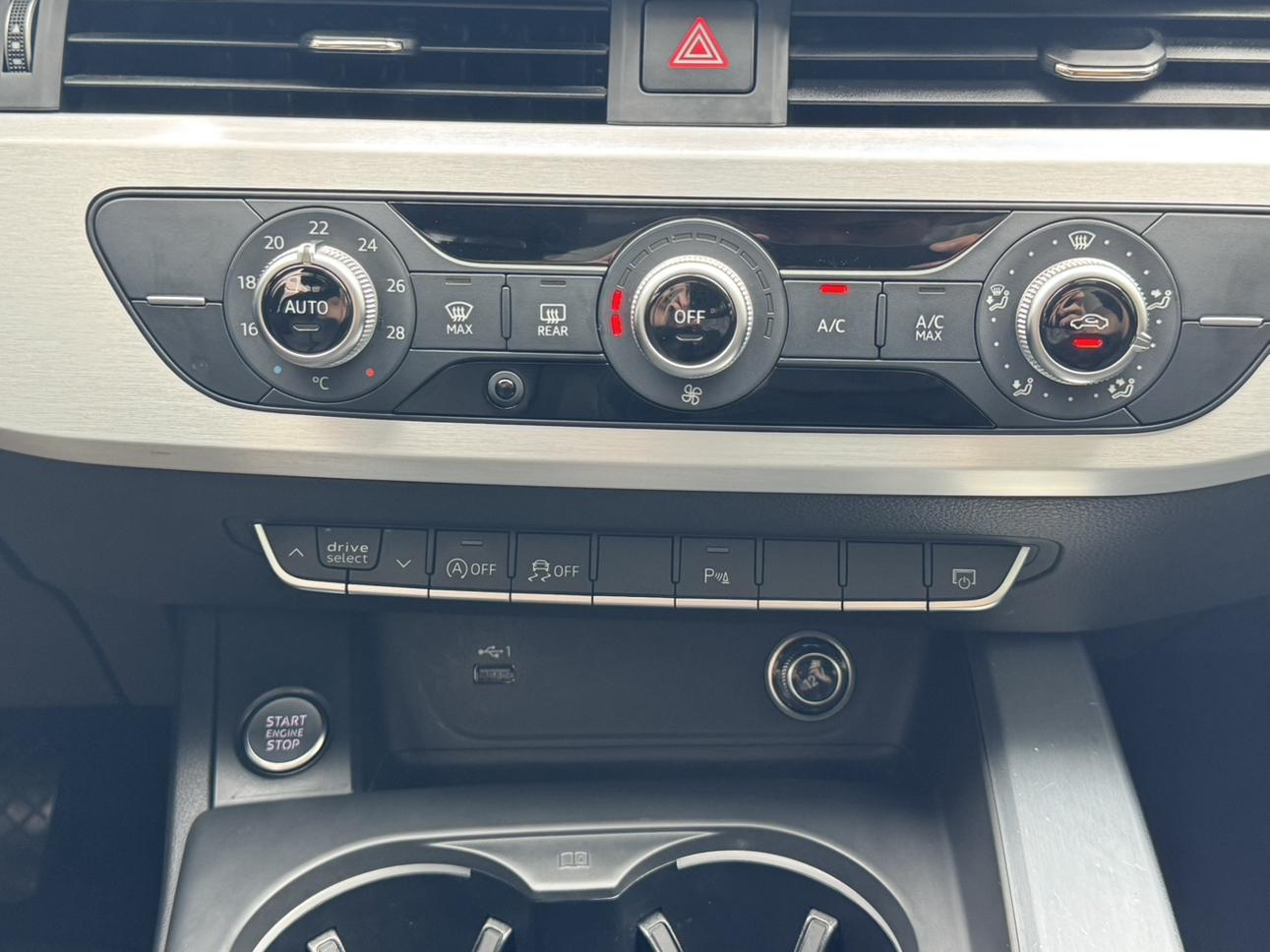 Audi A4 2020 thumb 8