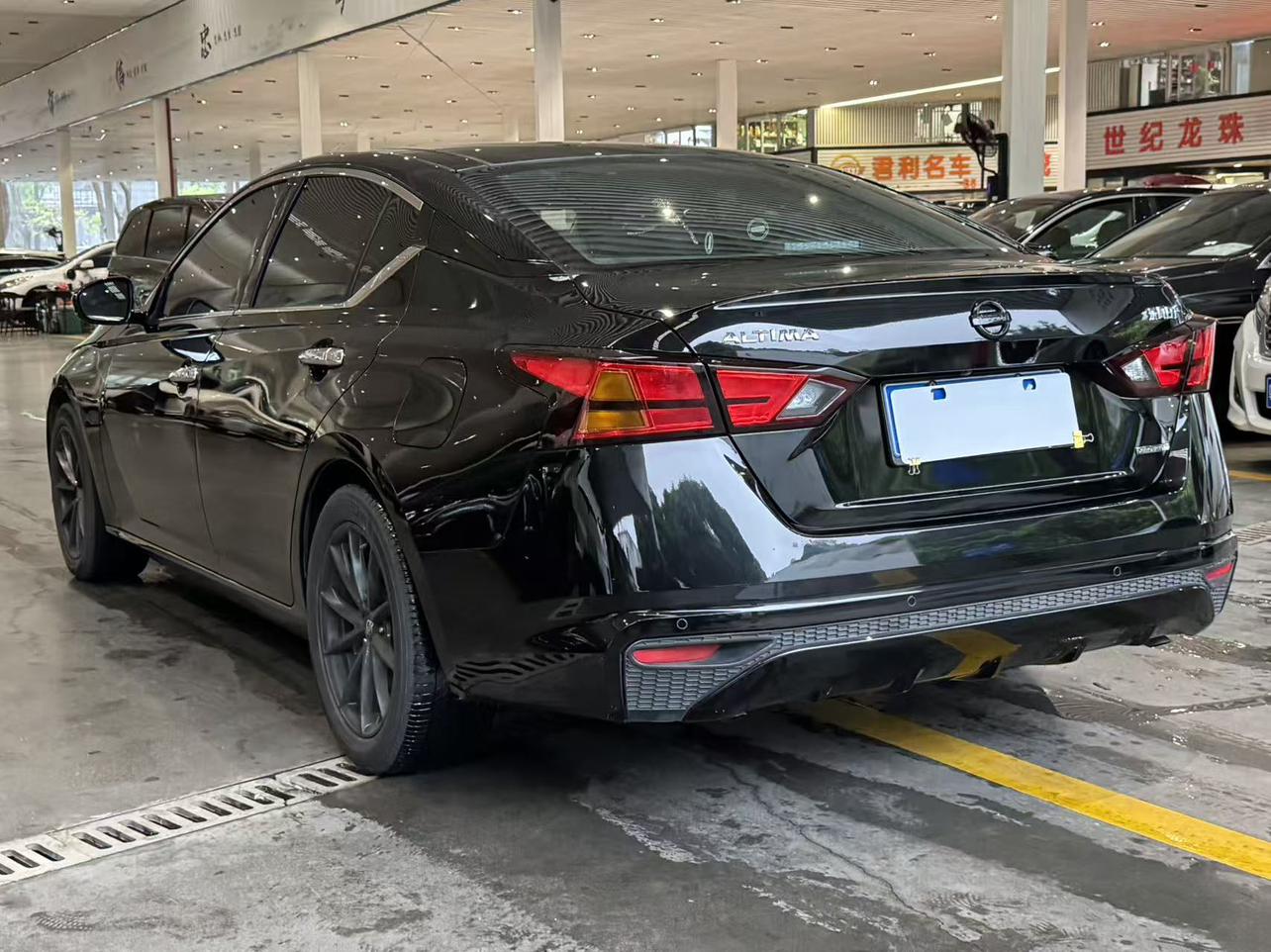 Nissan Altima 2020 thumb 2