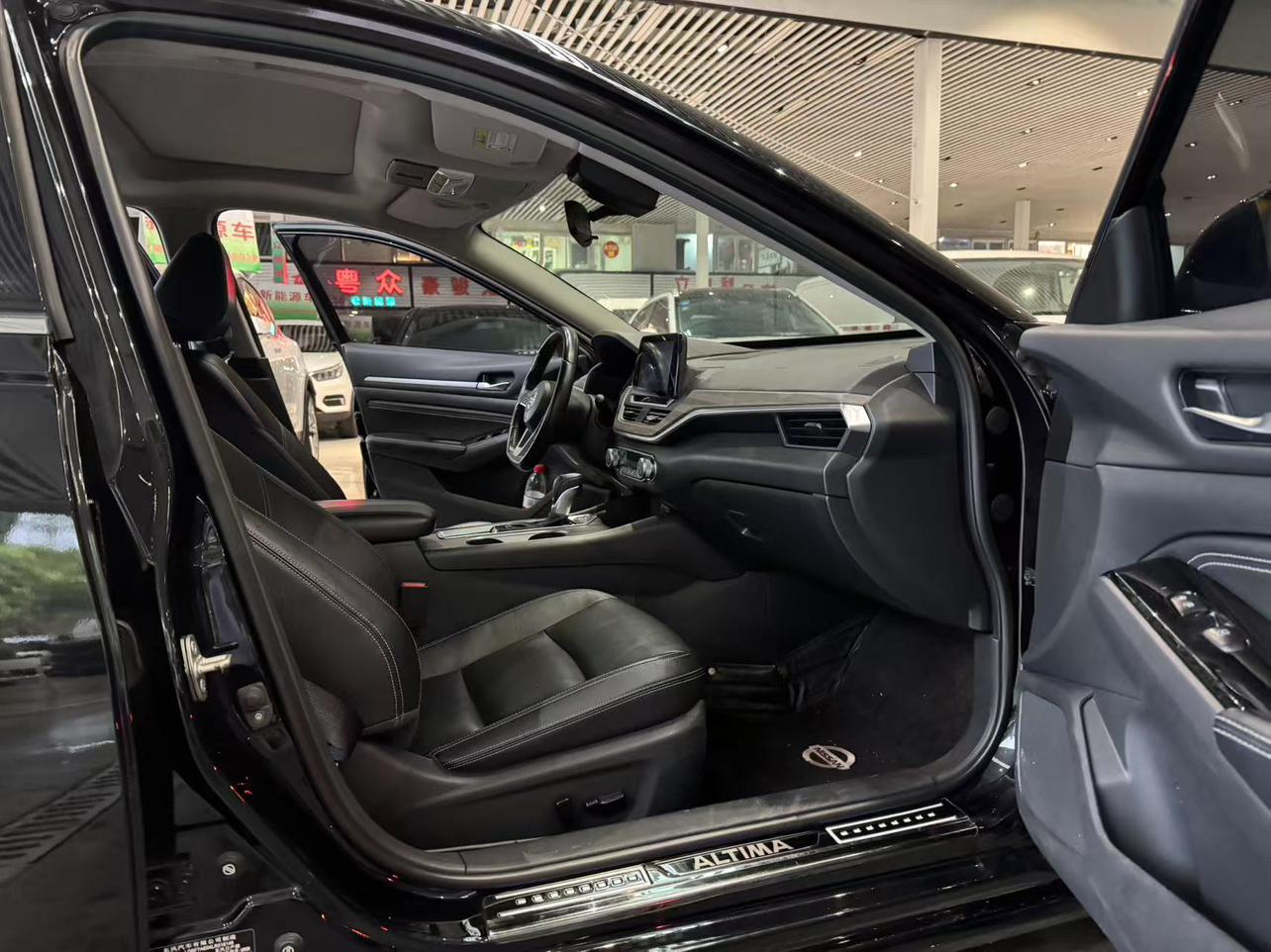 Nissan Altima 2020 thumb 9