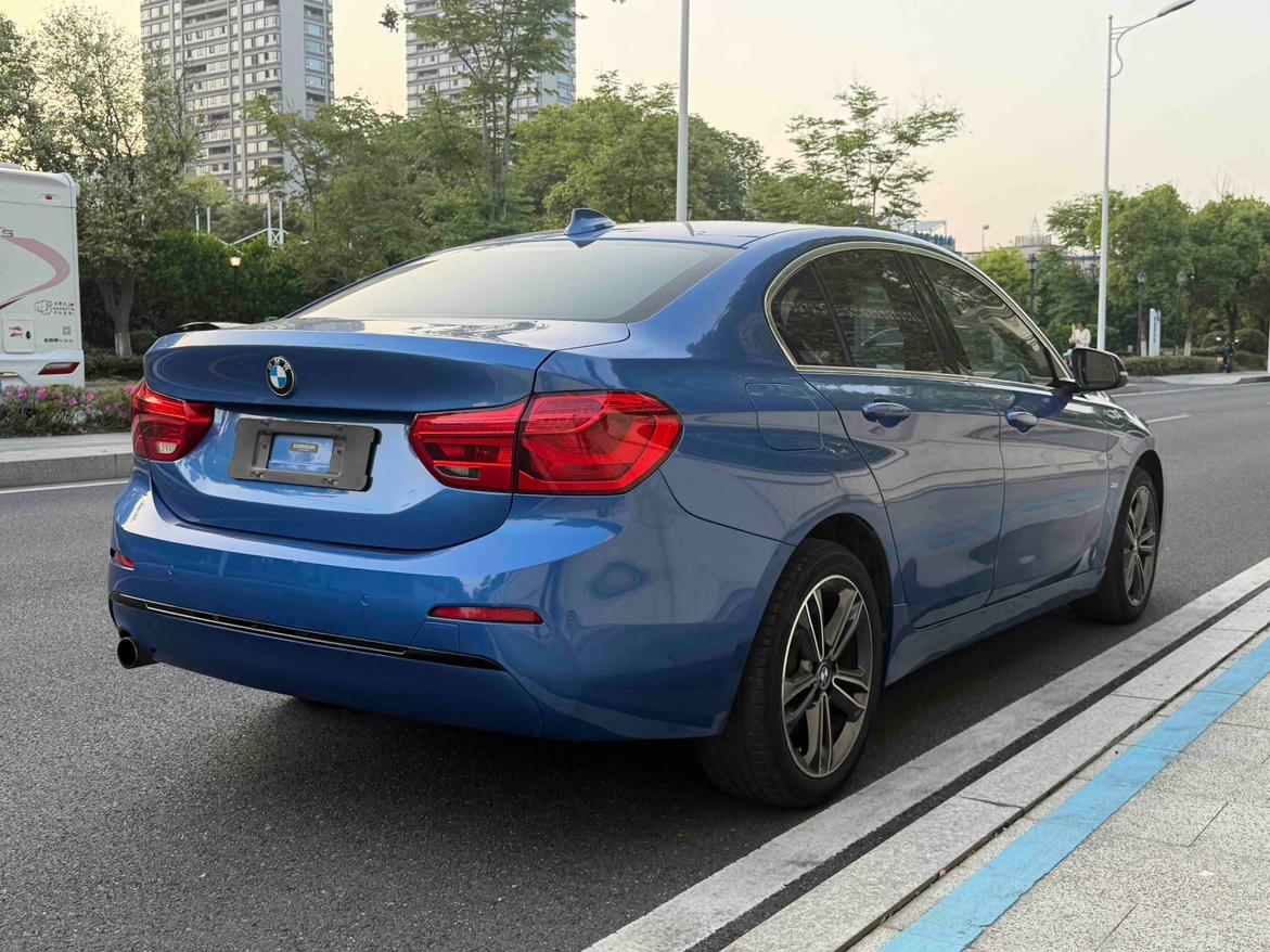 BMW 1 серии 2018 thumb 3