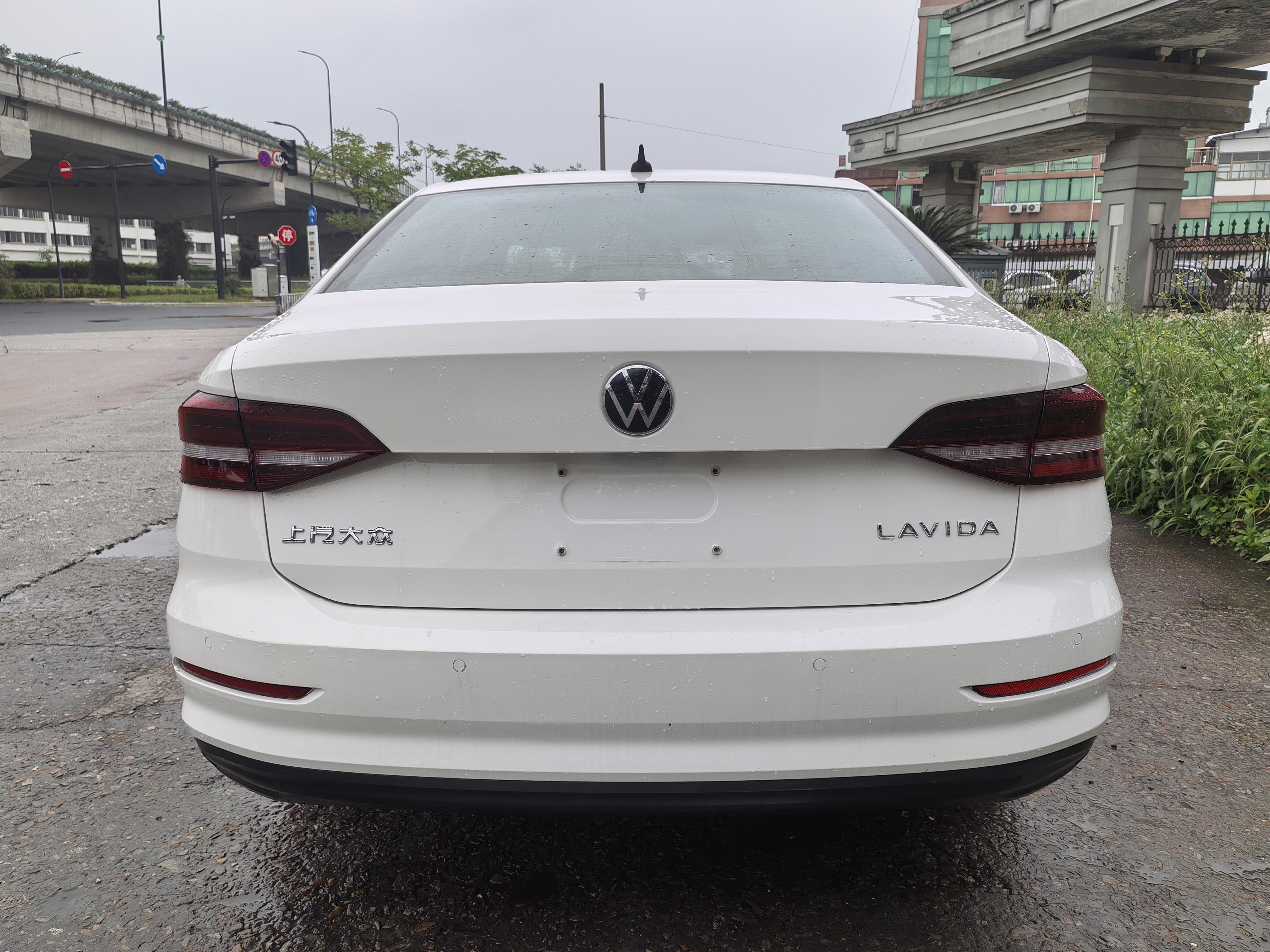 Volkswagen Lavida XR 2021 thumb 3