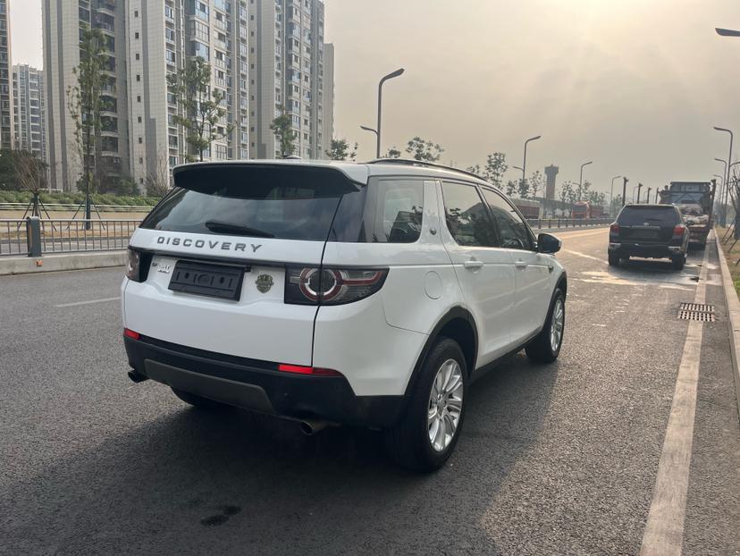Land Rover Discovery Sport 2016 thumb 5