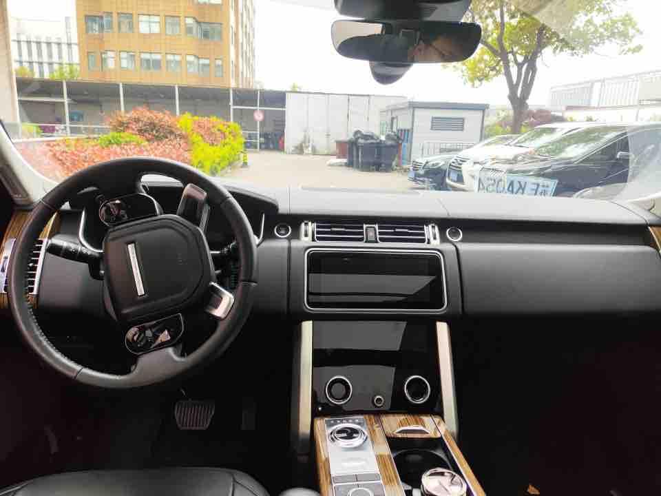 Land Rover Range Rover 2018 thumb 4