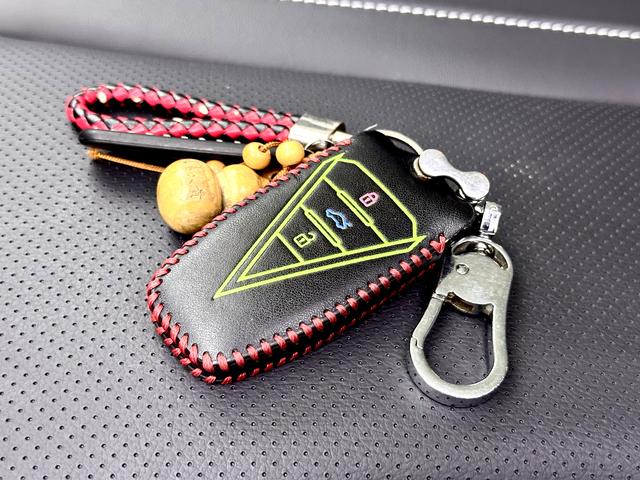 Venucia Qi Chen Da V 2022 thumb 9
