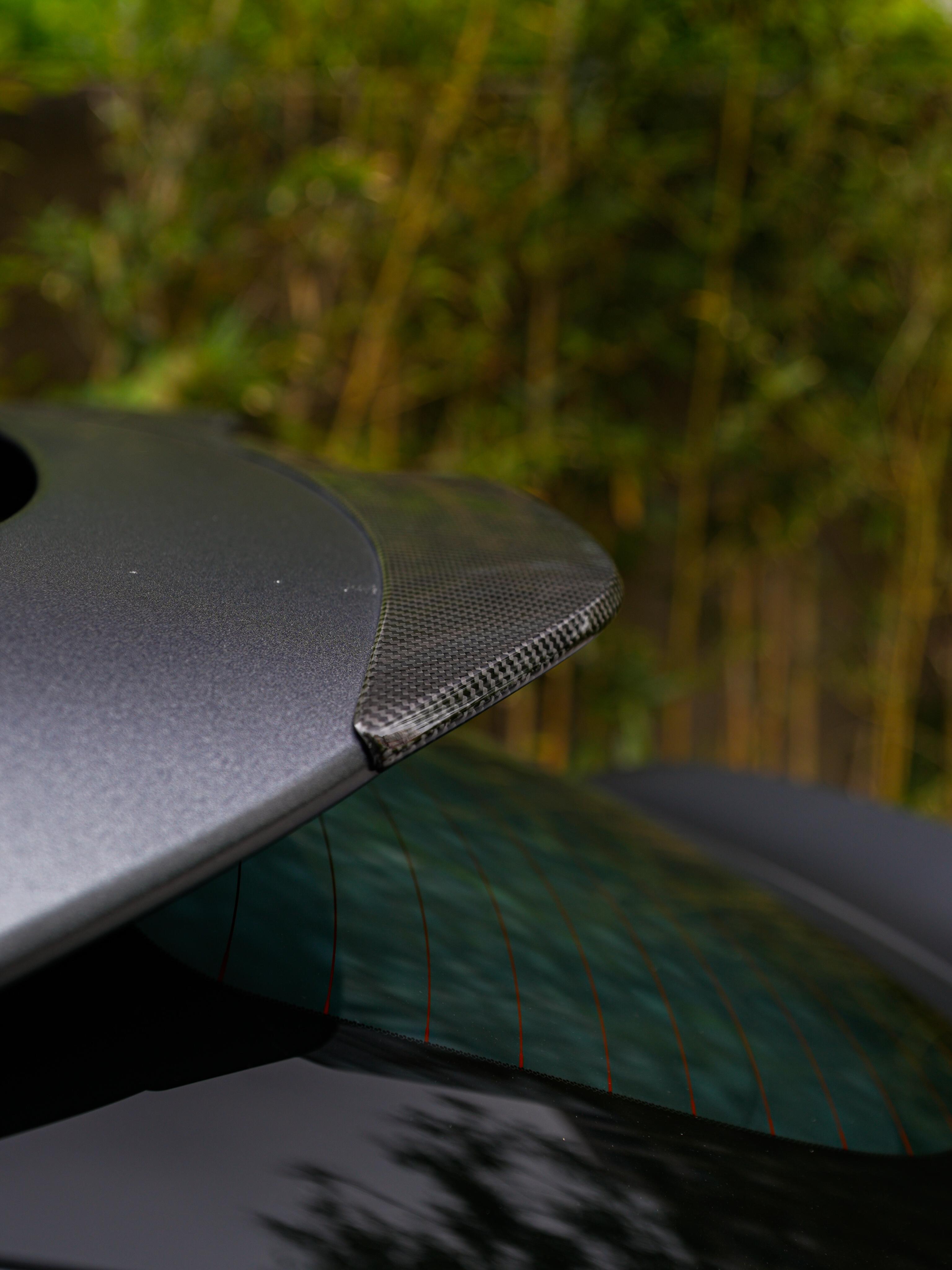 Aston Martin DBX 2024 thumb 9