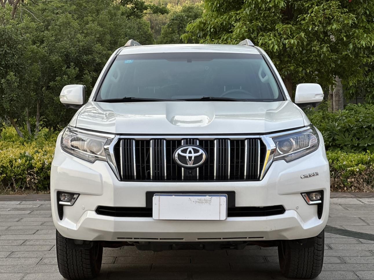 Toyota Land Cruiser Prado 2019 thumb 12
