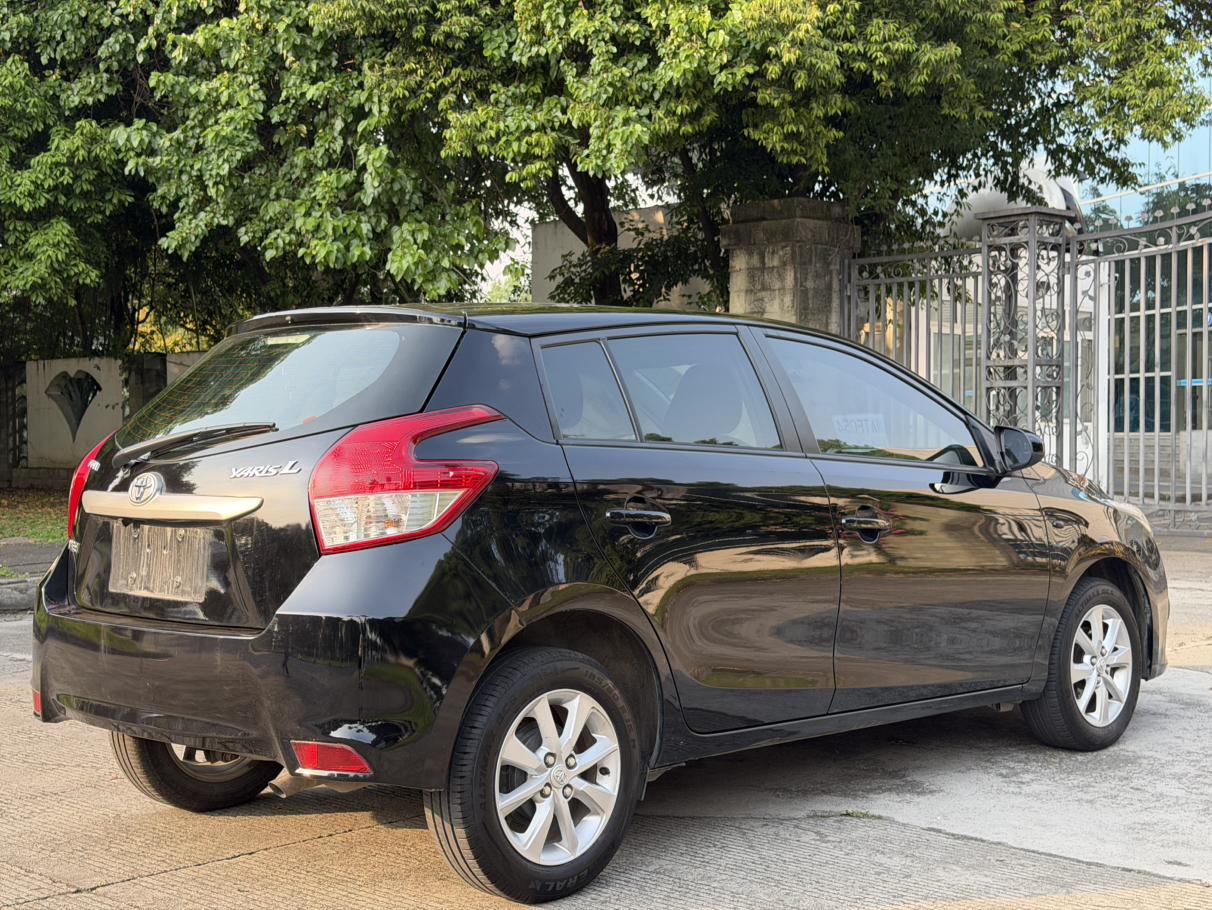Toyota Yaris 2015 thumb 2