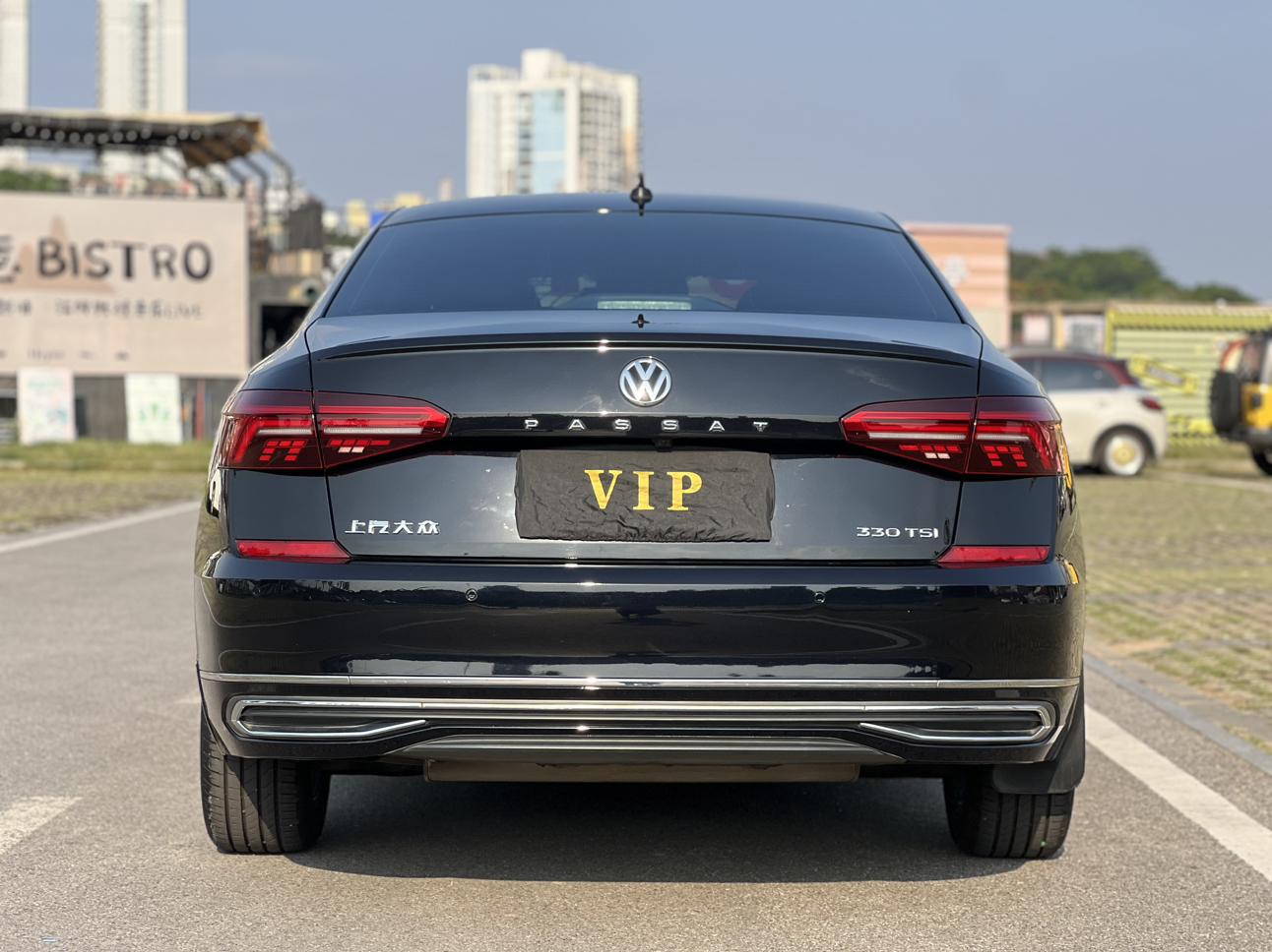 Volkswagen Passat (North America and China) 2019 thumb 3