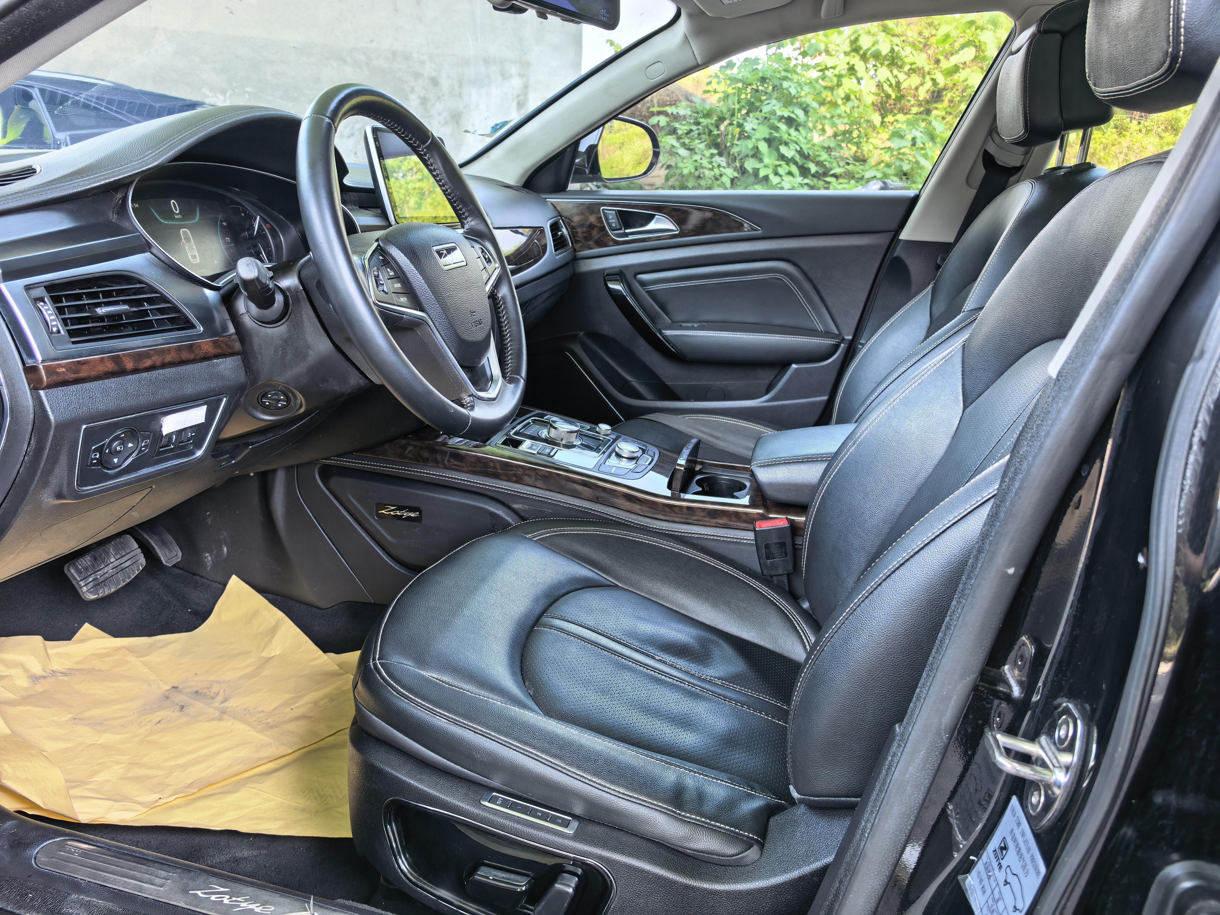 Zotye Z700 2018 thumb 4