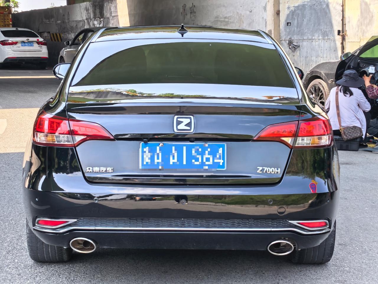 Zotye Z700 2018 thumb 11