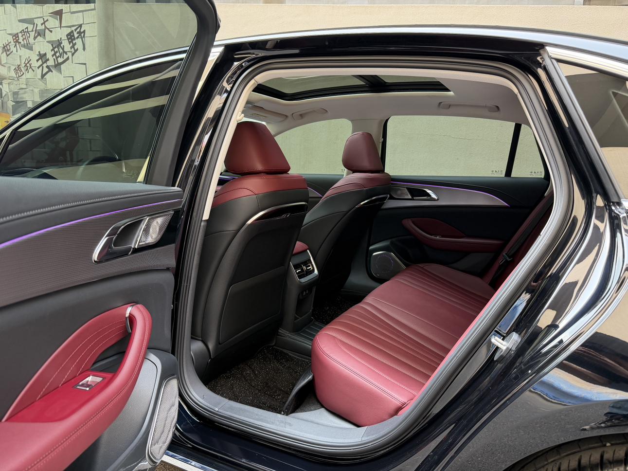 Hongqi H5 2023 thumb 7