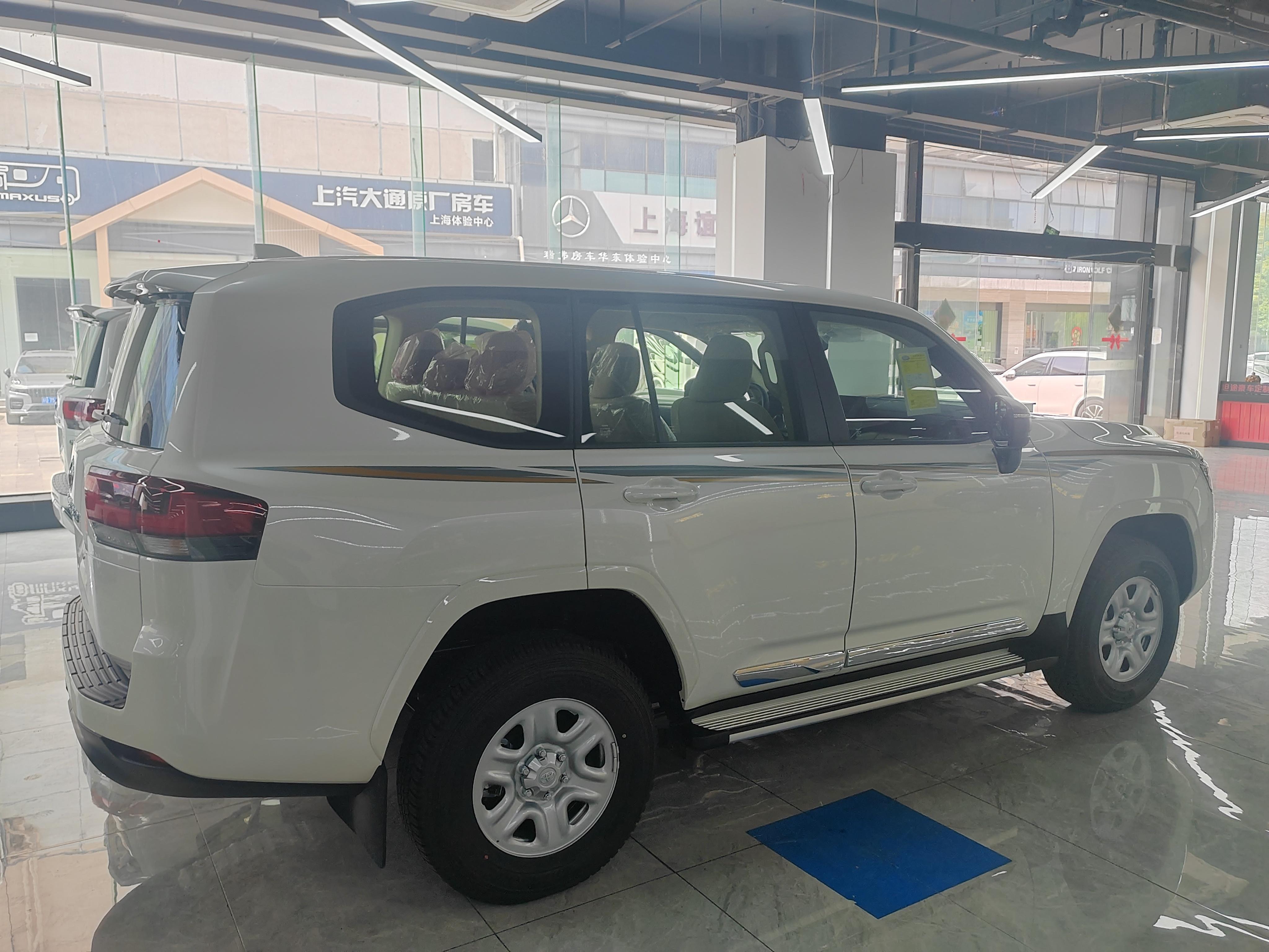 Toyota Land Cruiser 2026 thumb 4