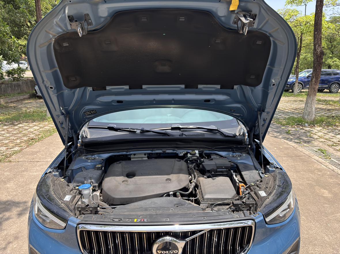 Volvo XC40 2023 thumb 6