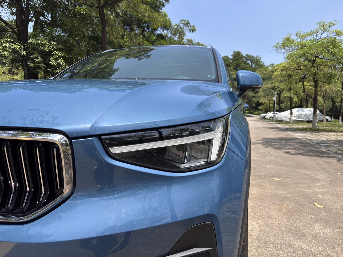 Volvo XC40 2023 thumb 7