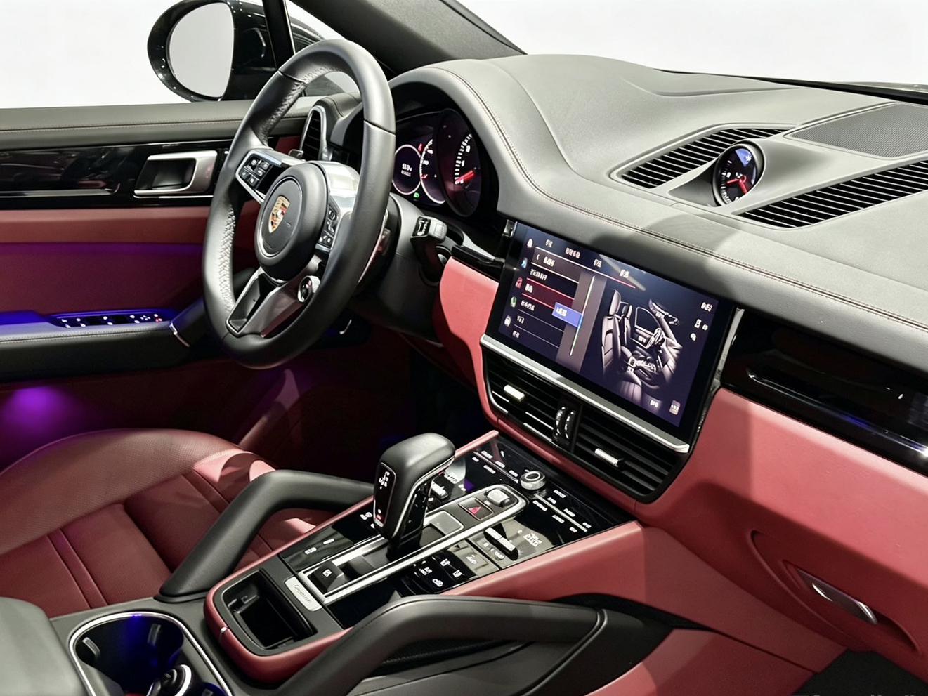 Porsche Cayenne 2023 thumb 8