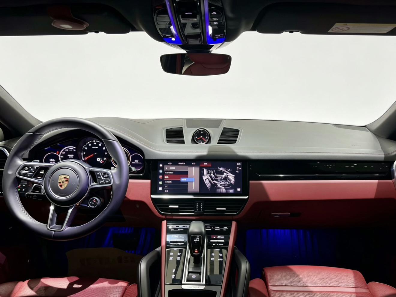 Porsche Cayenne 2023 thumb 9