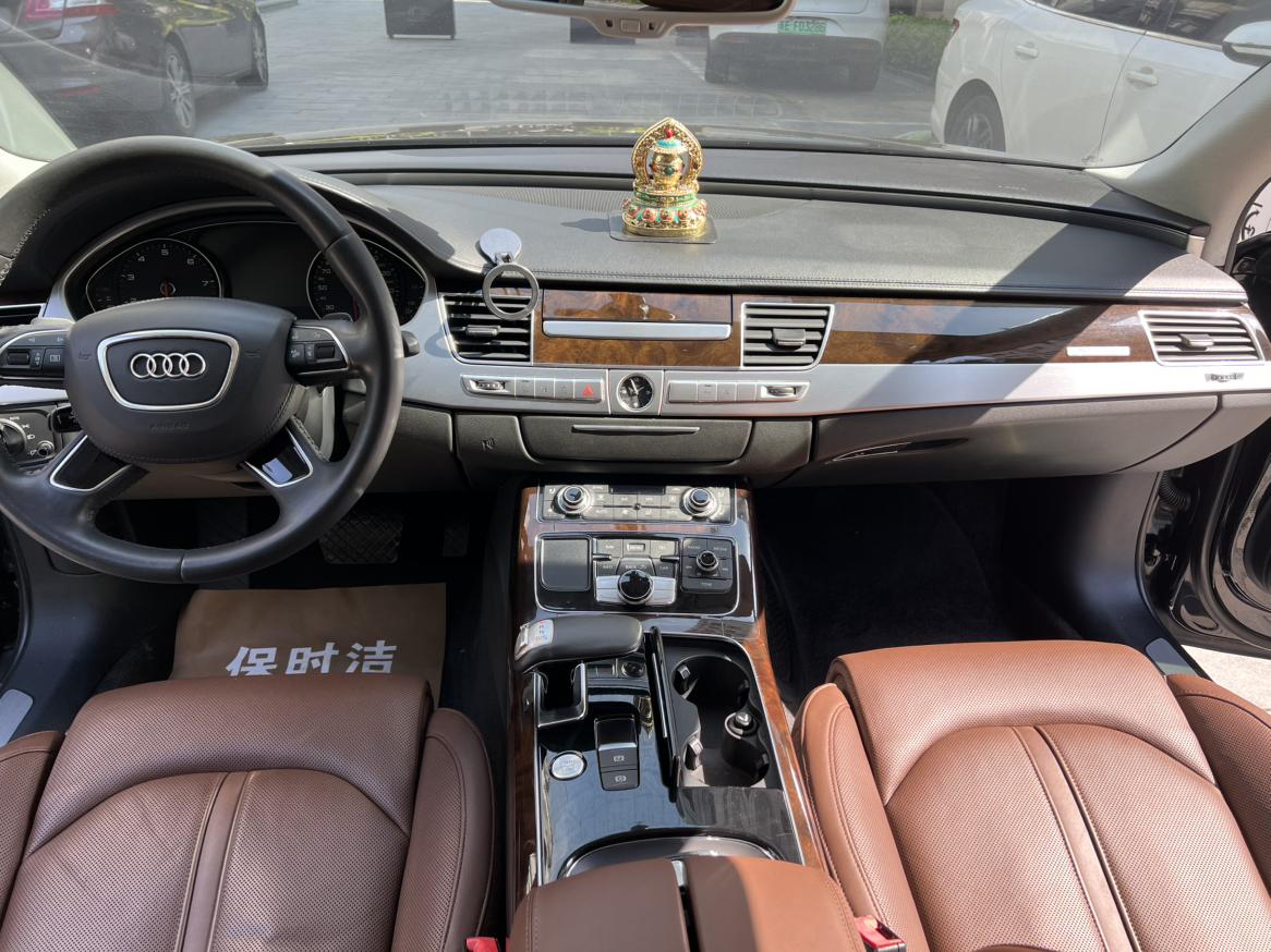 Audi A8 2013 thumb 6