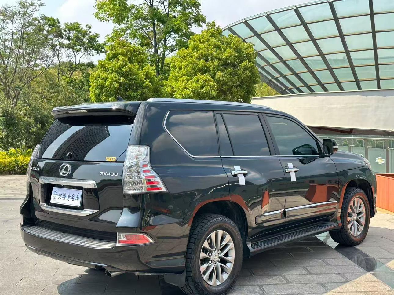 Lexus GX 2014 thumb 4