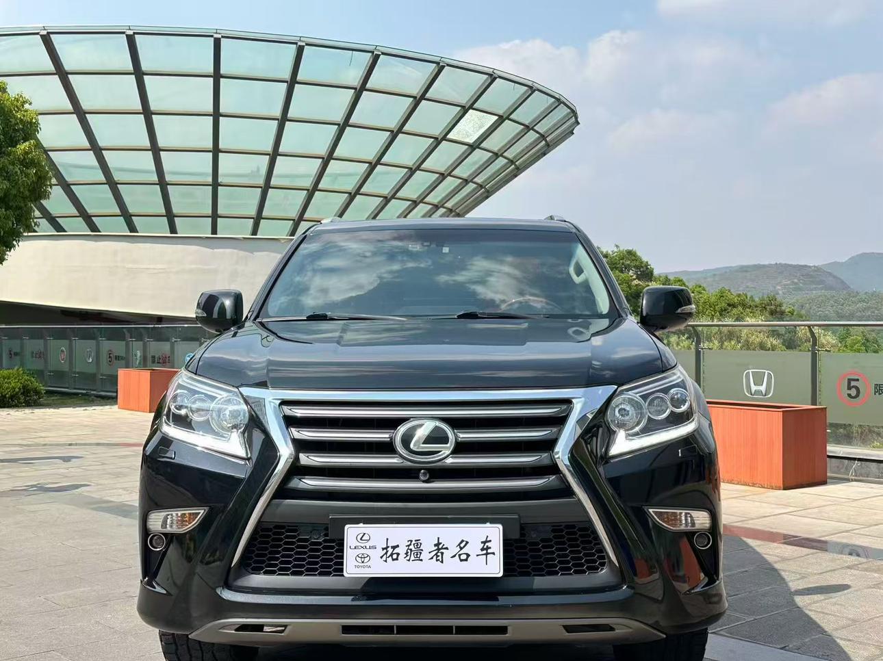 Lexus GX 2014 thumb 9