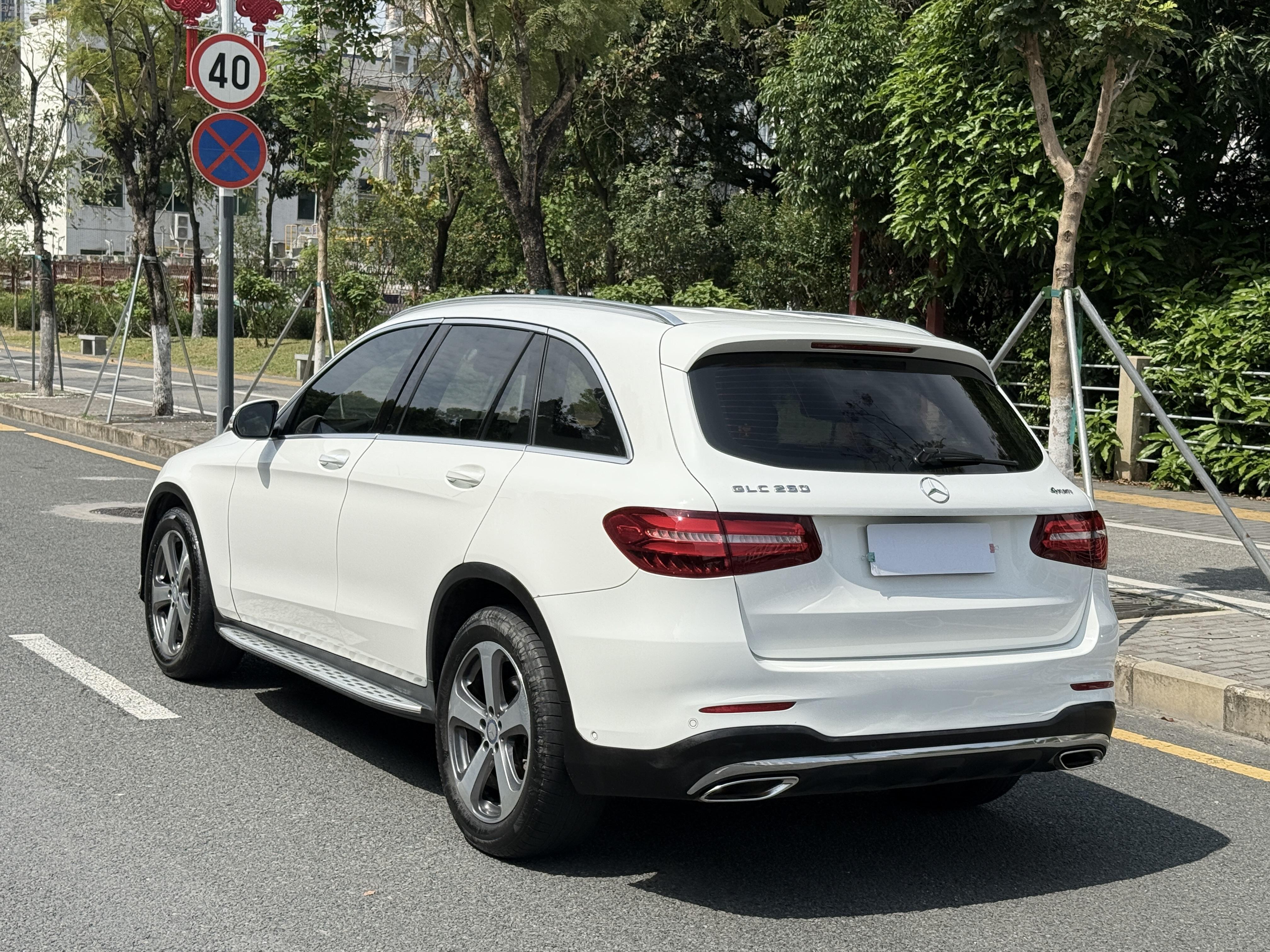 Mercedes-Benz GLC 2017 thumb 3