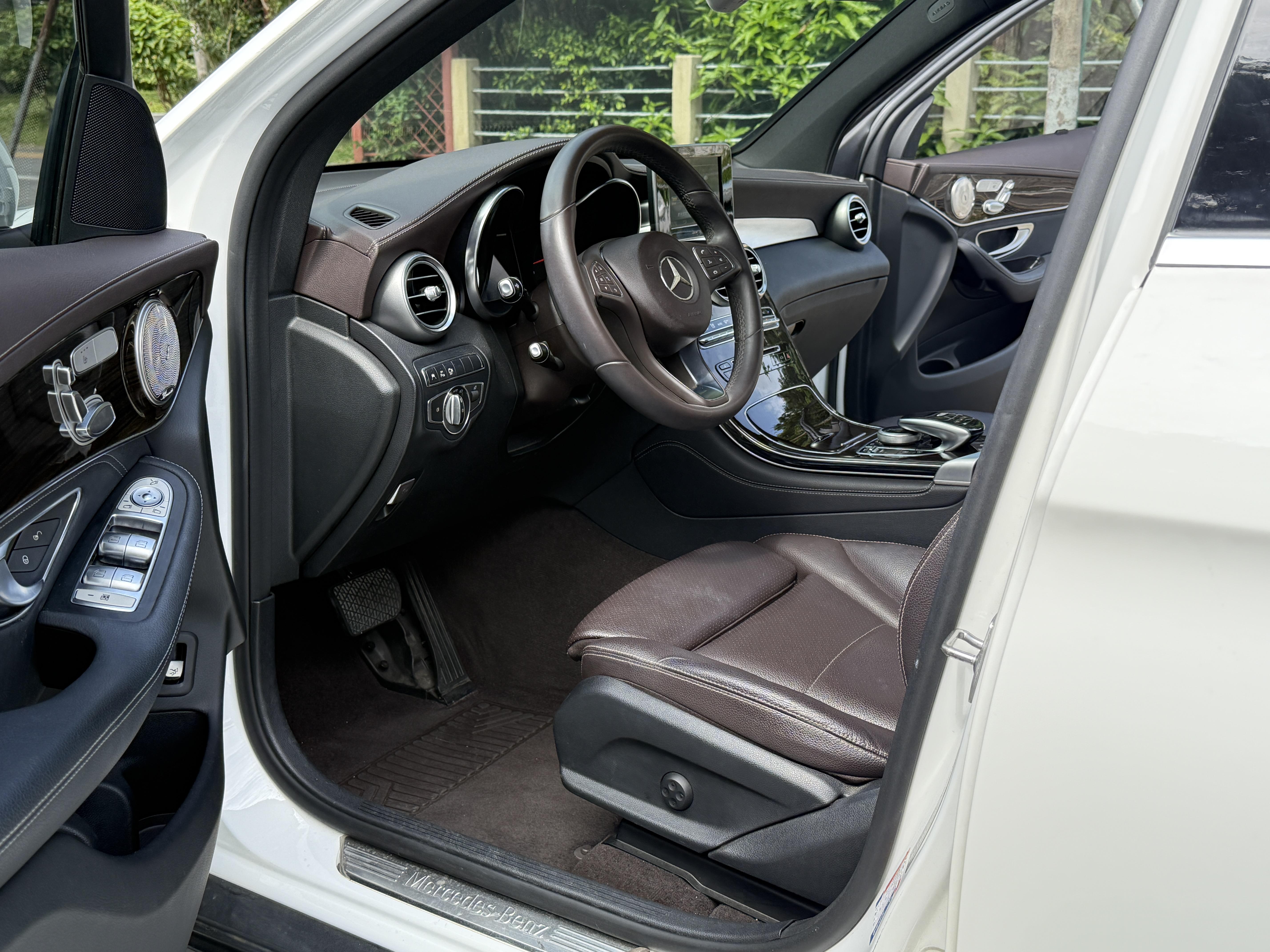 Mercedes-Benz GLC 2017 thumb 11