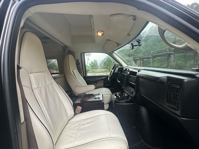 GMC Savana 2013 thumb 3