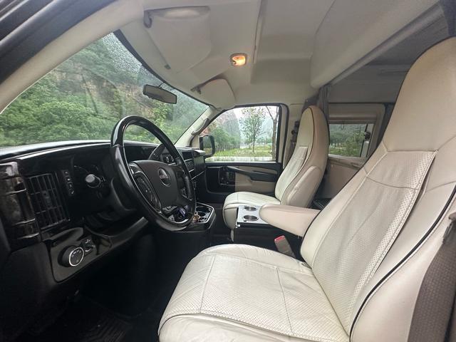 GMC Savana 2013 thumb 10