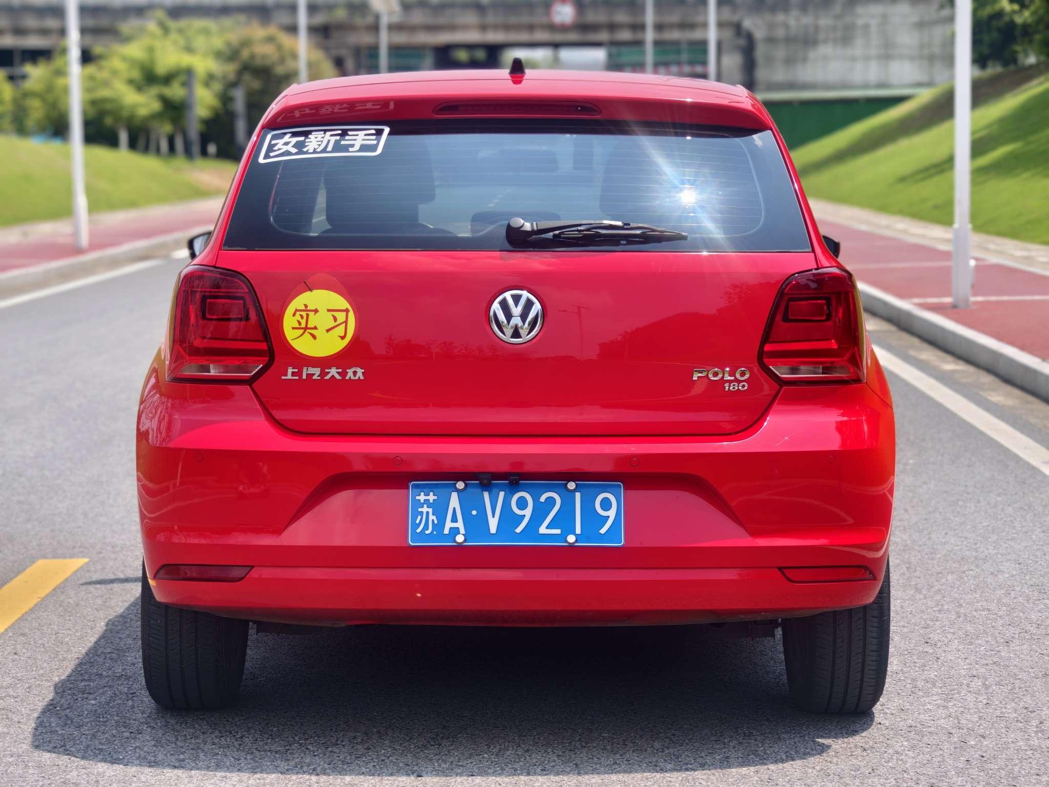 Volkswagen Polo 2018 thumb 2