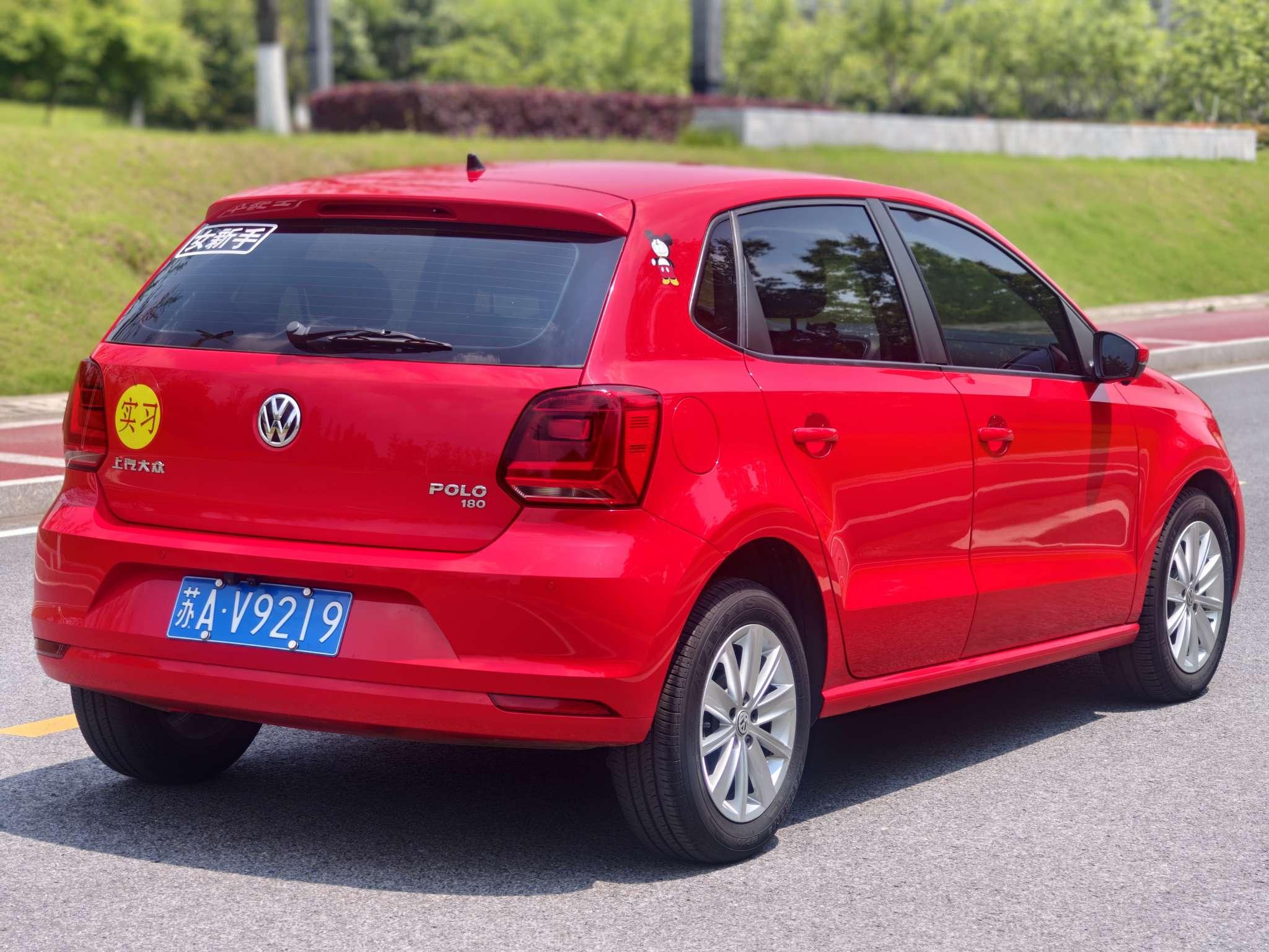 Volkswagen Polo 2018 thumb 3