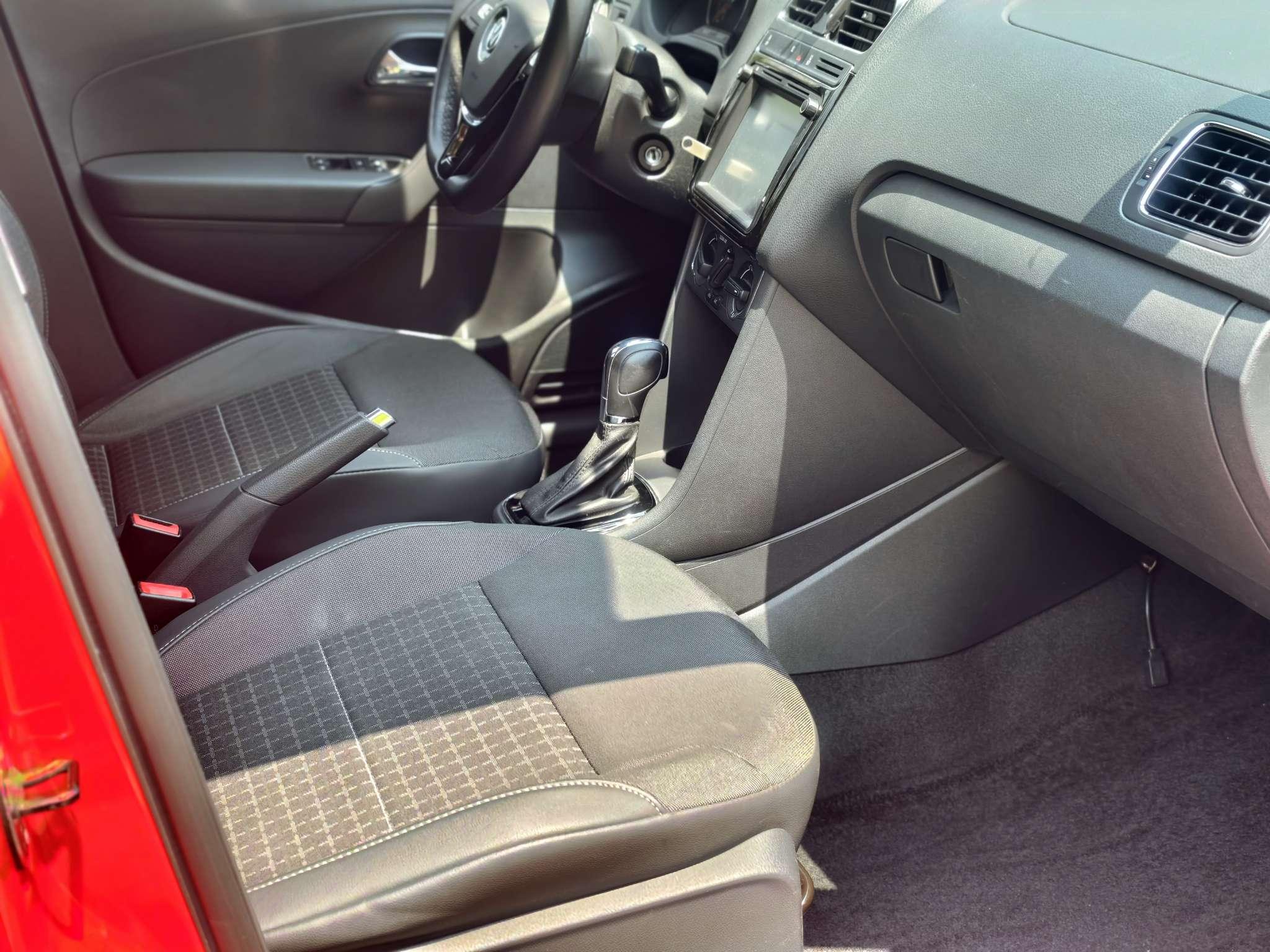 Volkswagen Polo 2018 thumb 6