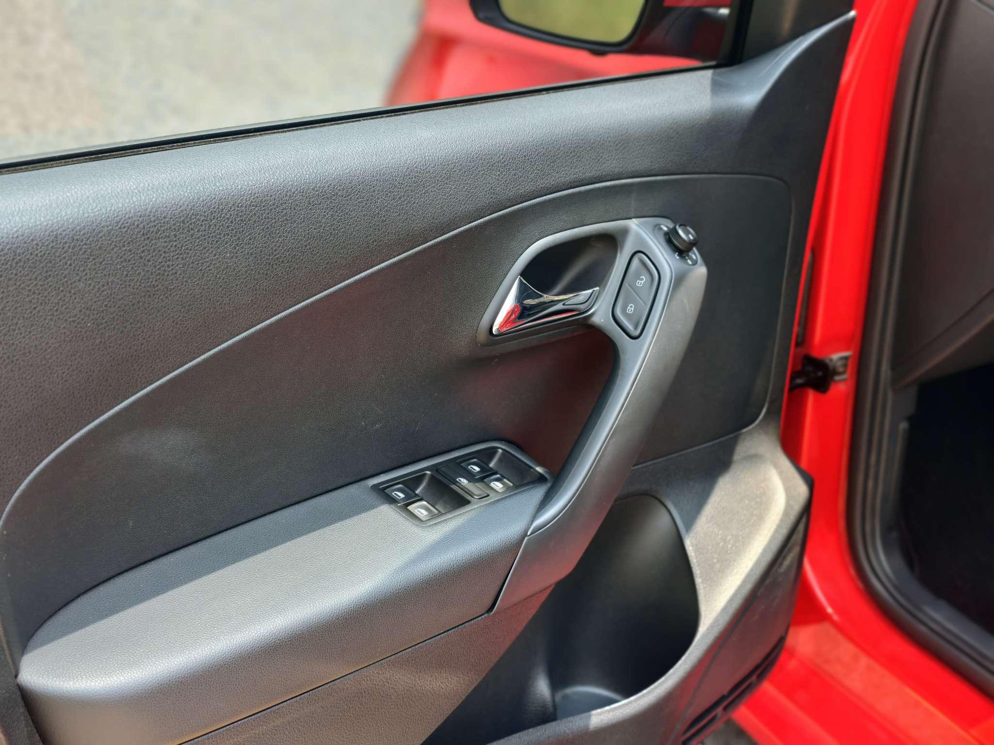 Volkswagen Polo 2018 thumb 12