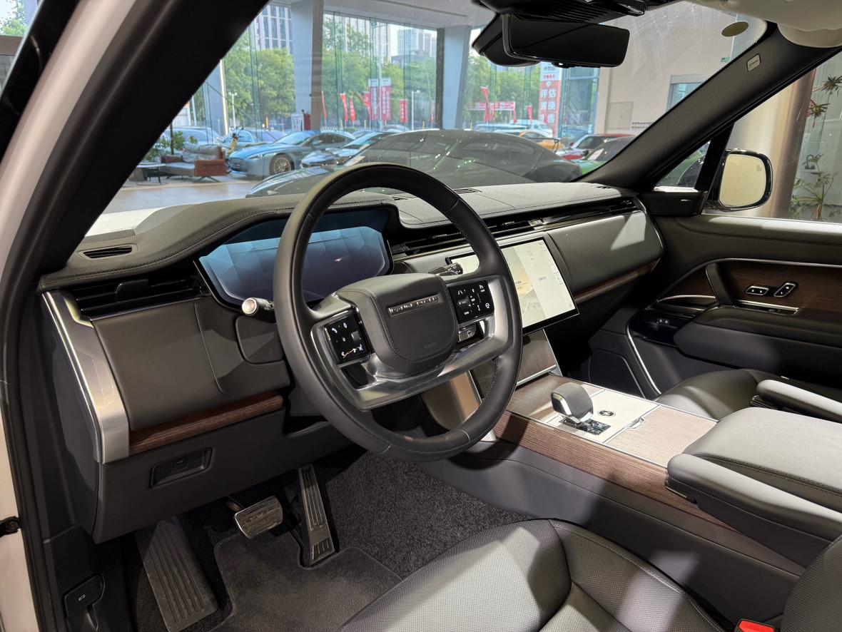Land Rover Range Rover 2024 thumb 10