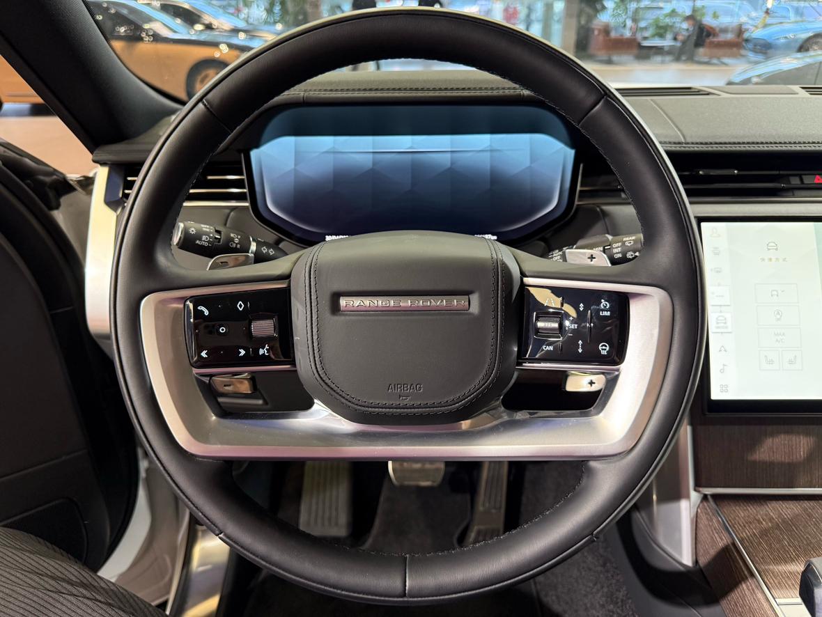 Land Rover Range Rover 2024 thumb 12