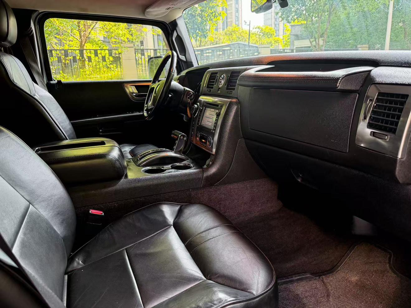 Hummer H2 2008 thumb 10