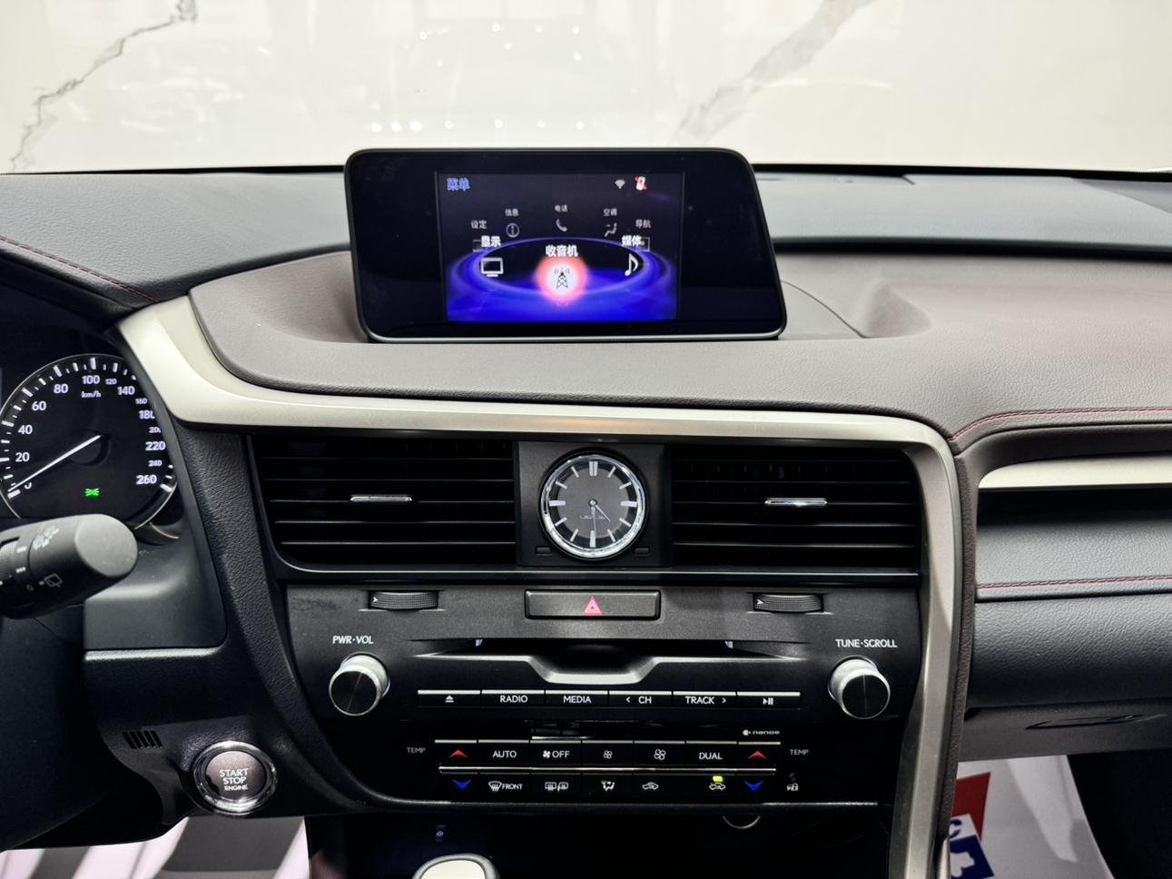Lexus RX 2016 thumb 9