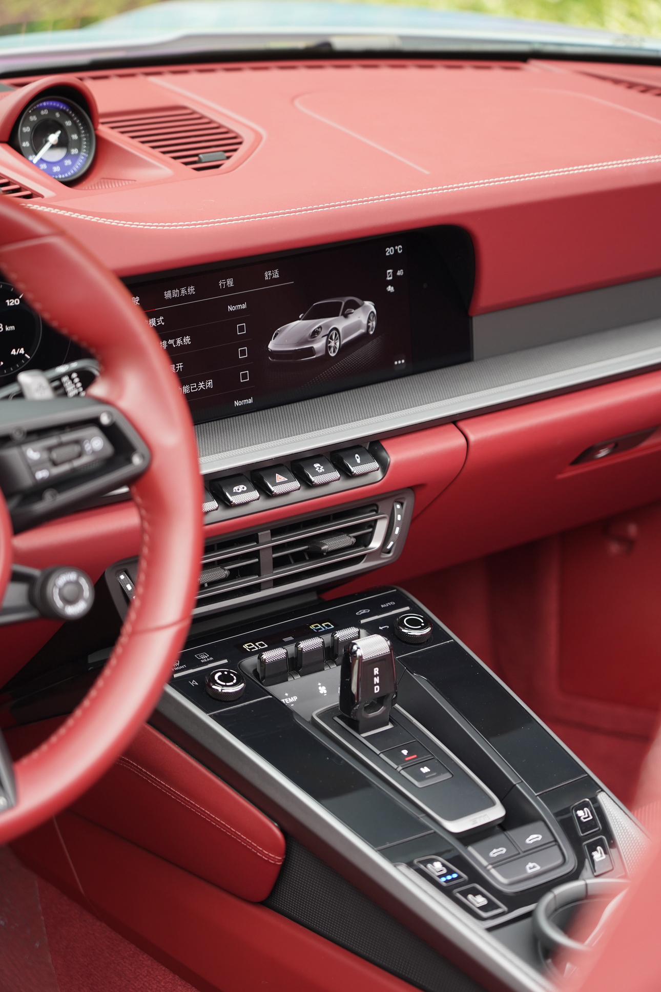 Porsche 911 2022 thumb 5